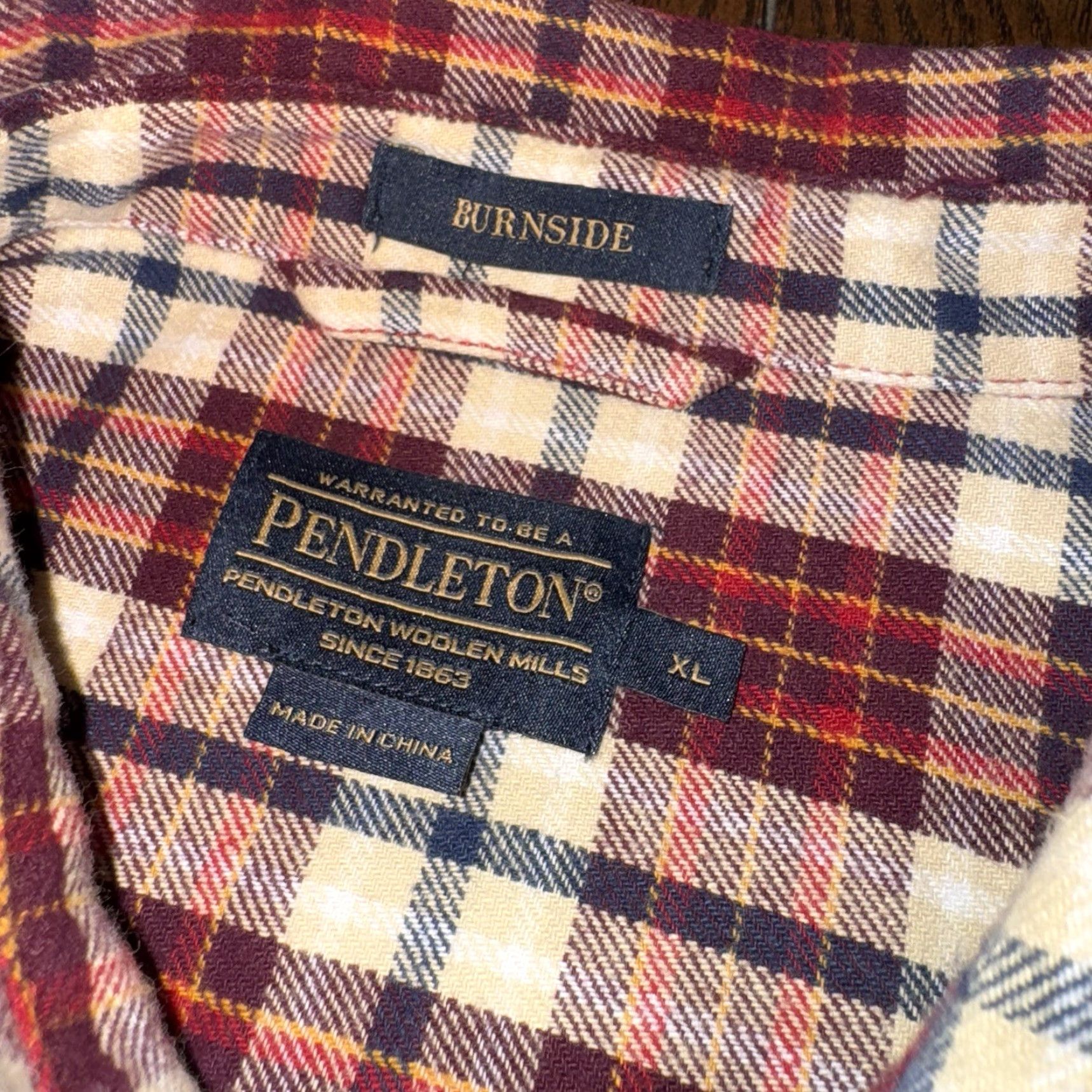 Pendleton Pendleton Burnside Shirt Plaid Flannel Button-Up Men’s Red Black XL Size US XL / EU 56 / 4 - 3 Thumbnail