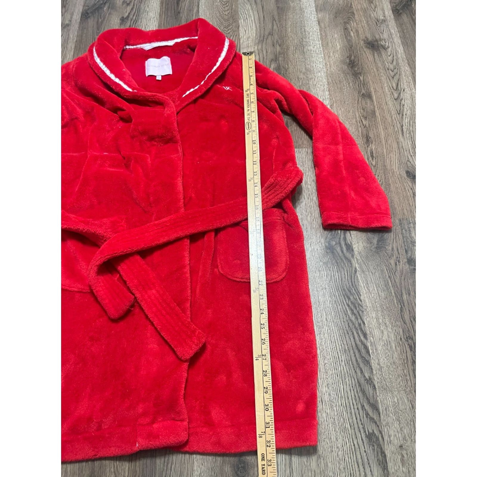 Victoria's Secret Victoria's Secret Robe Womens Size S Red Tie Waist Pockets Long Sleeve Regular 3/4 Boundaries? Size ONE SIZE - 7 Thumbnail