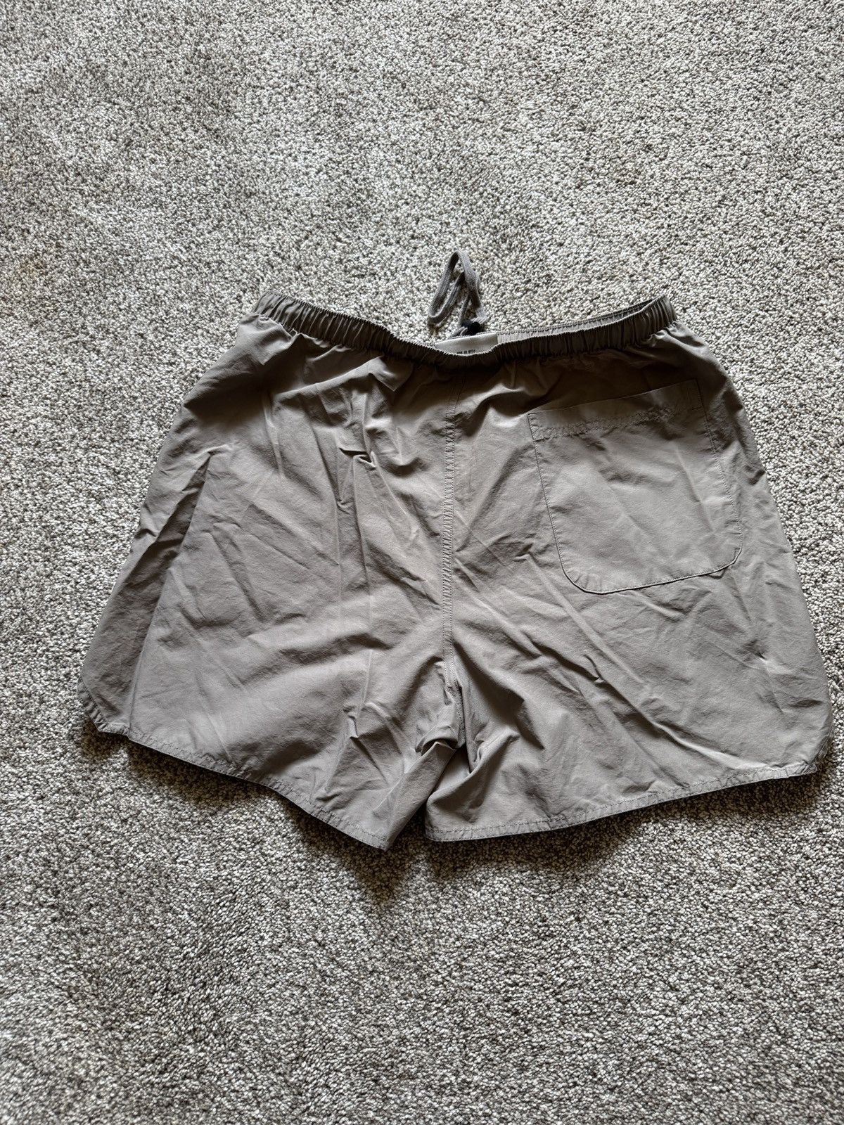 Fear of God Fear of God essentials nylon shirts Size US 32 / EU 48 - 1 Thumbnail