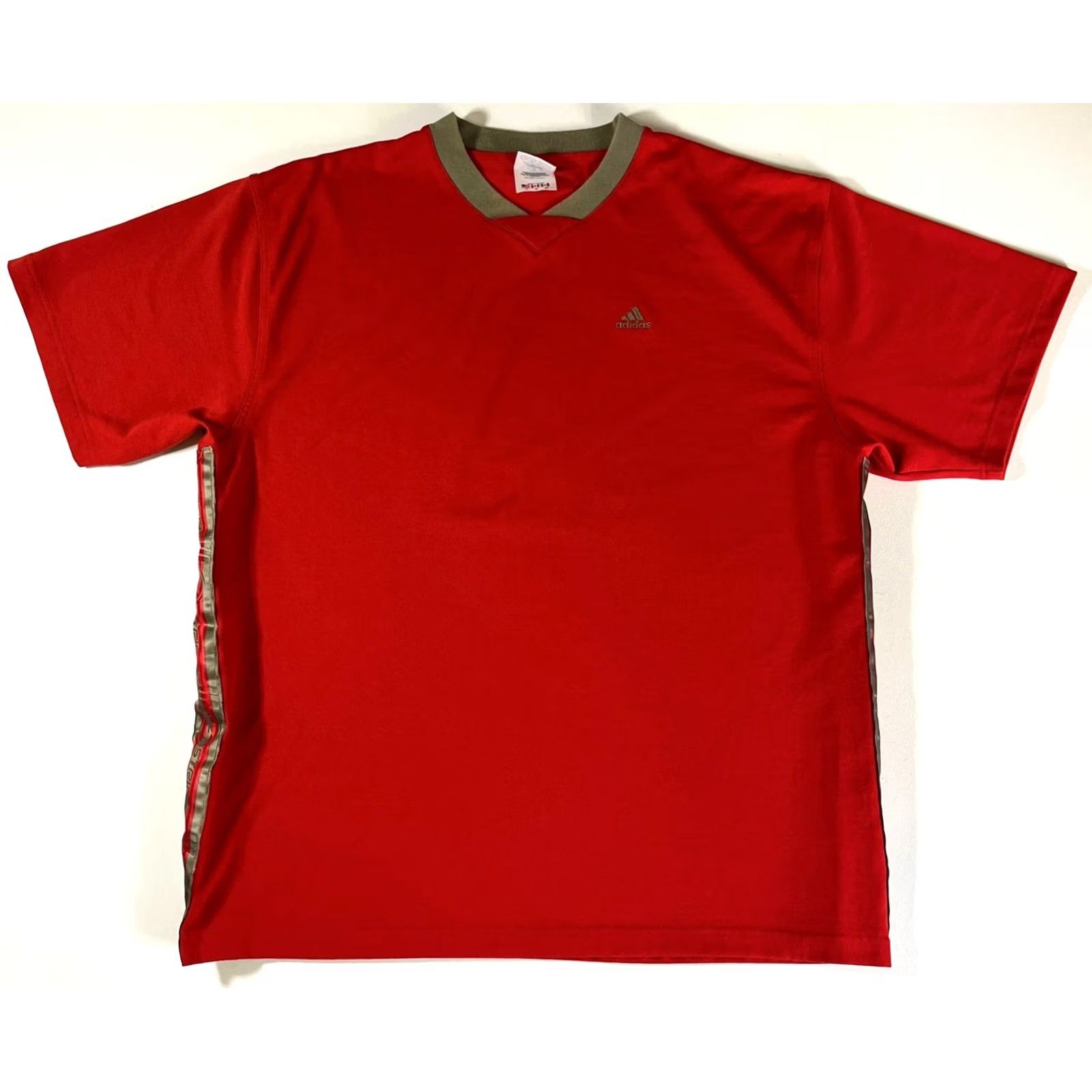 Adidas VINTAGE Adidas Men's 3 Stripes Tee V-Neck Short Sleeve XL Red 90s Logo Shirt Mens Size US XL / EU 56 / 4 - 3 Thumbnail