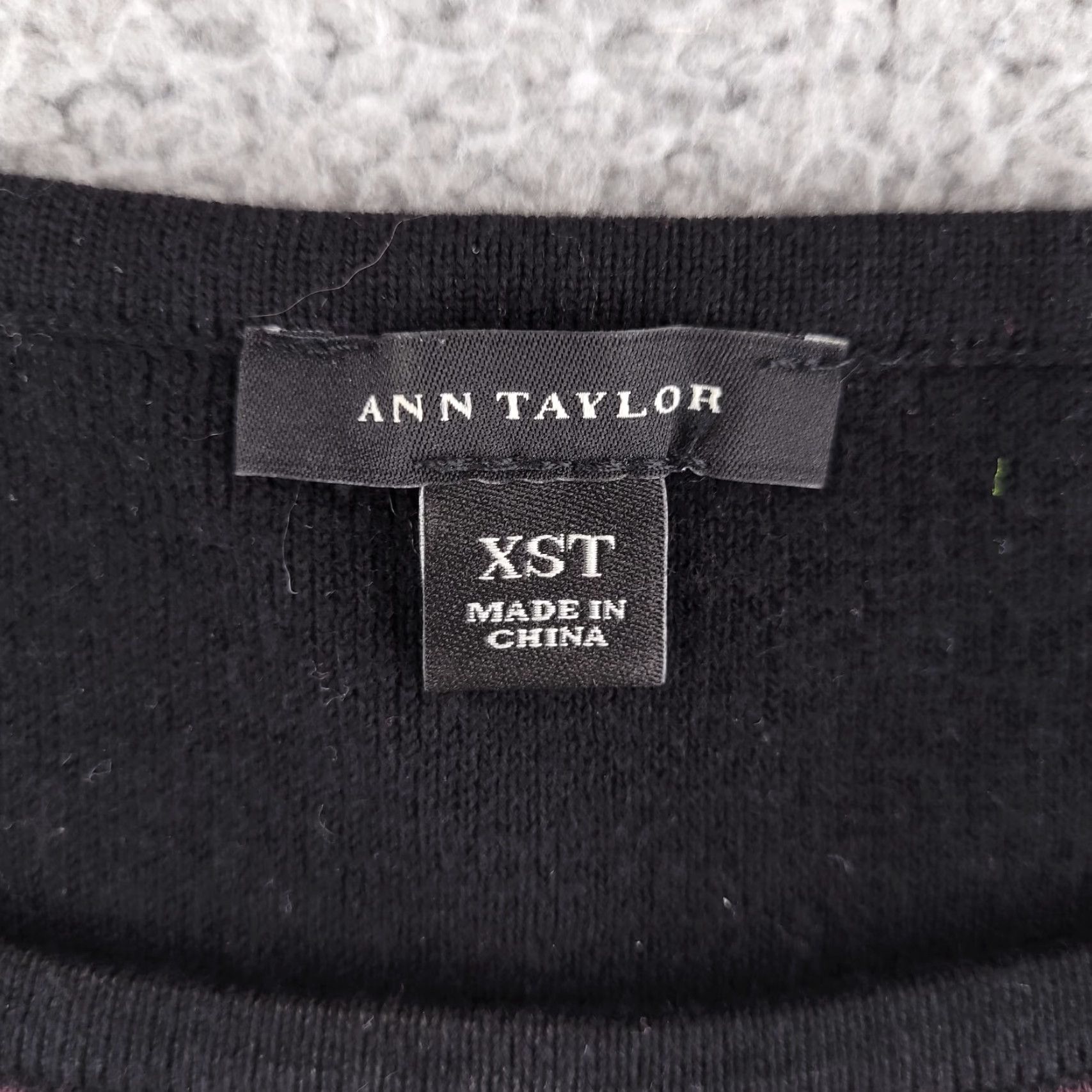 Ann Taylor Ann Taylor Dress Womens XST Tall Purple Stretch Sheath Midi Rayon Blend Sleeves 3/4 Sleeve Violet Pattern Solid Vintage No Size XS / US 0-2 / IT 36-38 - 2 Thumbnail