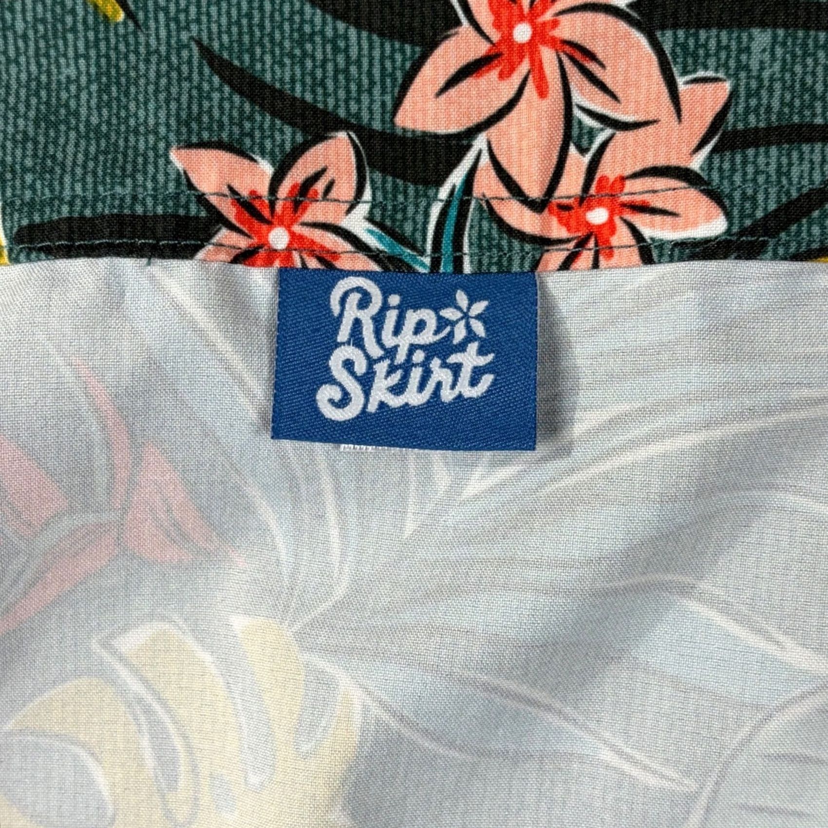 Altea RipSkirt Hawaii Teal Tropical Floral Monstera Leaf Wrap Mini Skirt M Size Size 32" / US 10 / IT 46 - 7 Thumbnail