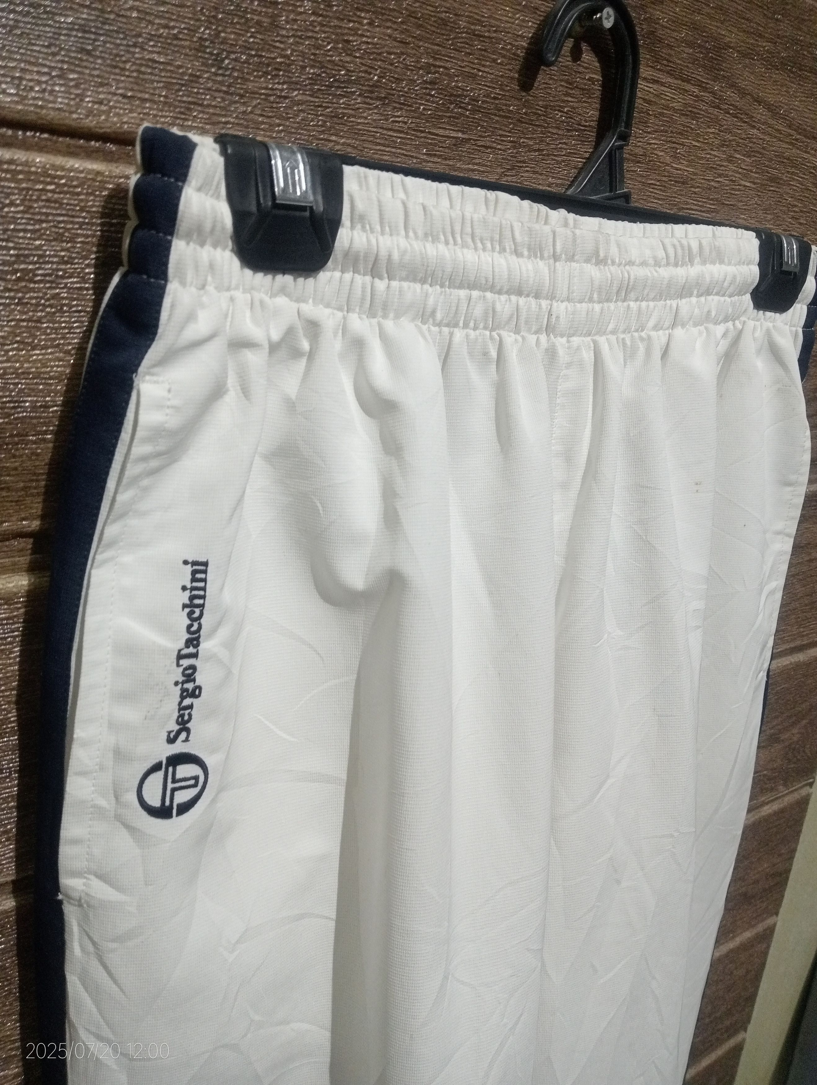 Sergio Tacchini Sergio Tacchini Track Pant Like New (SIZE L) Size US 34 / EU 50 - 1 Thumbnail