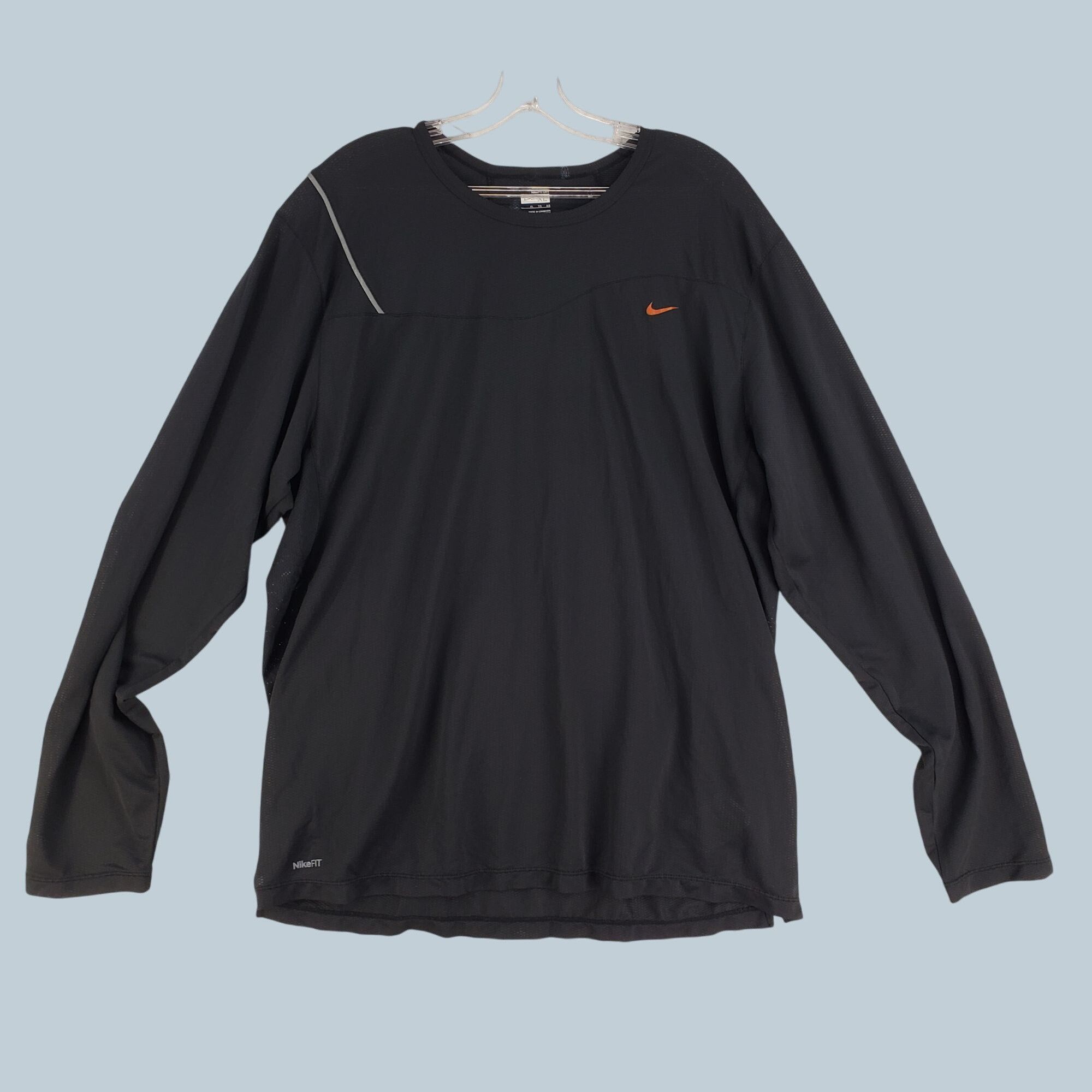 Nike Vintage Nike Mens Dri-FIT Shirt Lightweight Athletic Wear X Size US XL / EU 56 / 4 - 1 Thumbnail