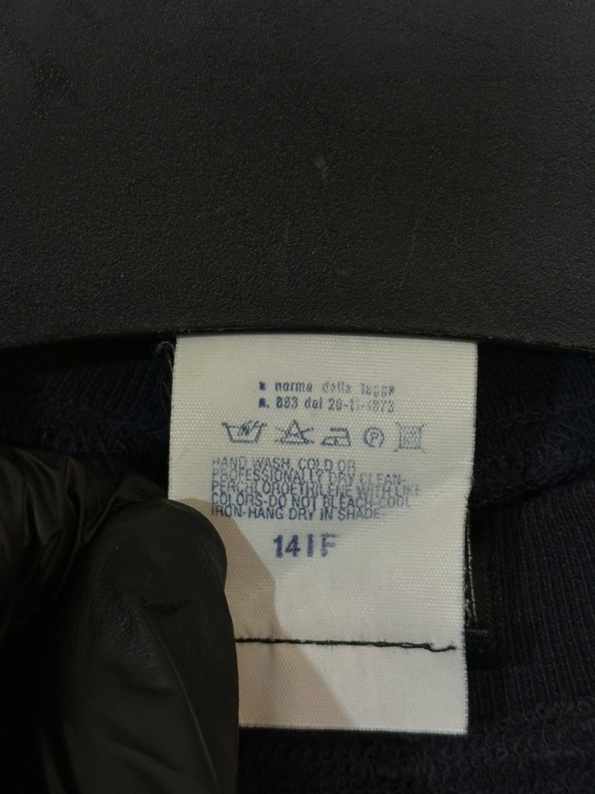 Versace Versace Streetwear Versace Big Velour Logo Long Sleve. Size US S / EU 44-46 / 1 - 9 Thumbnail