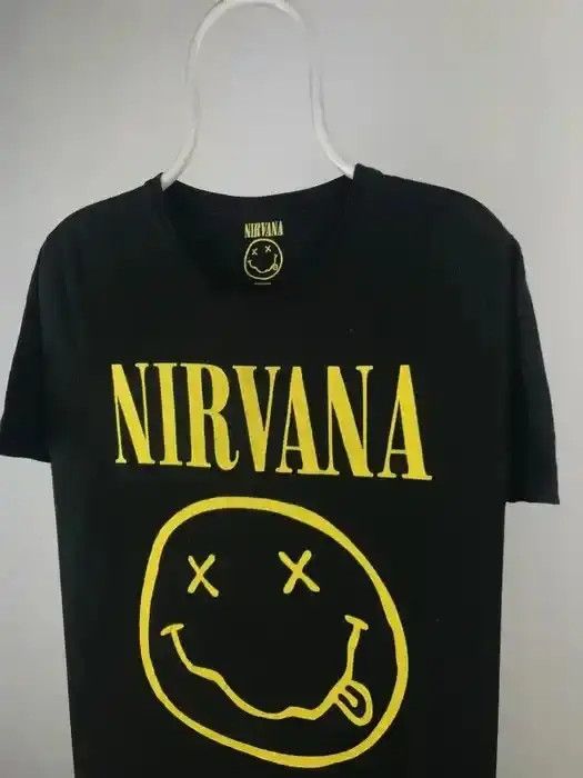 Band Tees Nirvana smile like T-shirt rock band tee size XLarge Size US XL / EU 56 / 4 - 4 Thumbnail