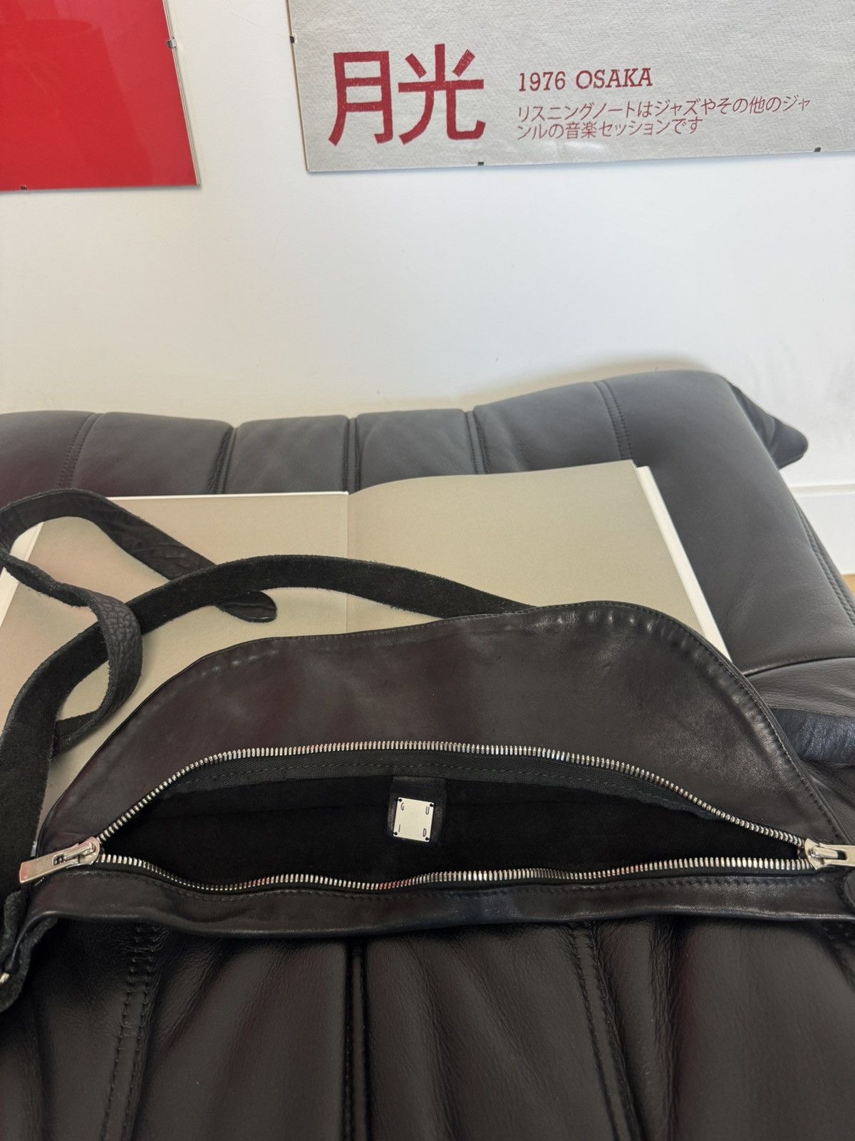 Guidi Guidi Q10 Black Horse Leather Designer Shoulder Belt Bag Size ONE SIZE - 3 Thumbnail