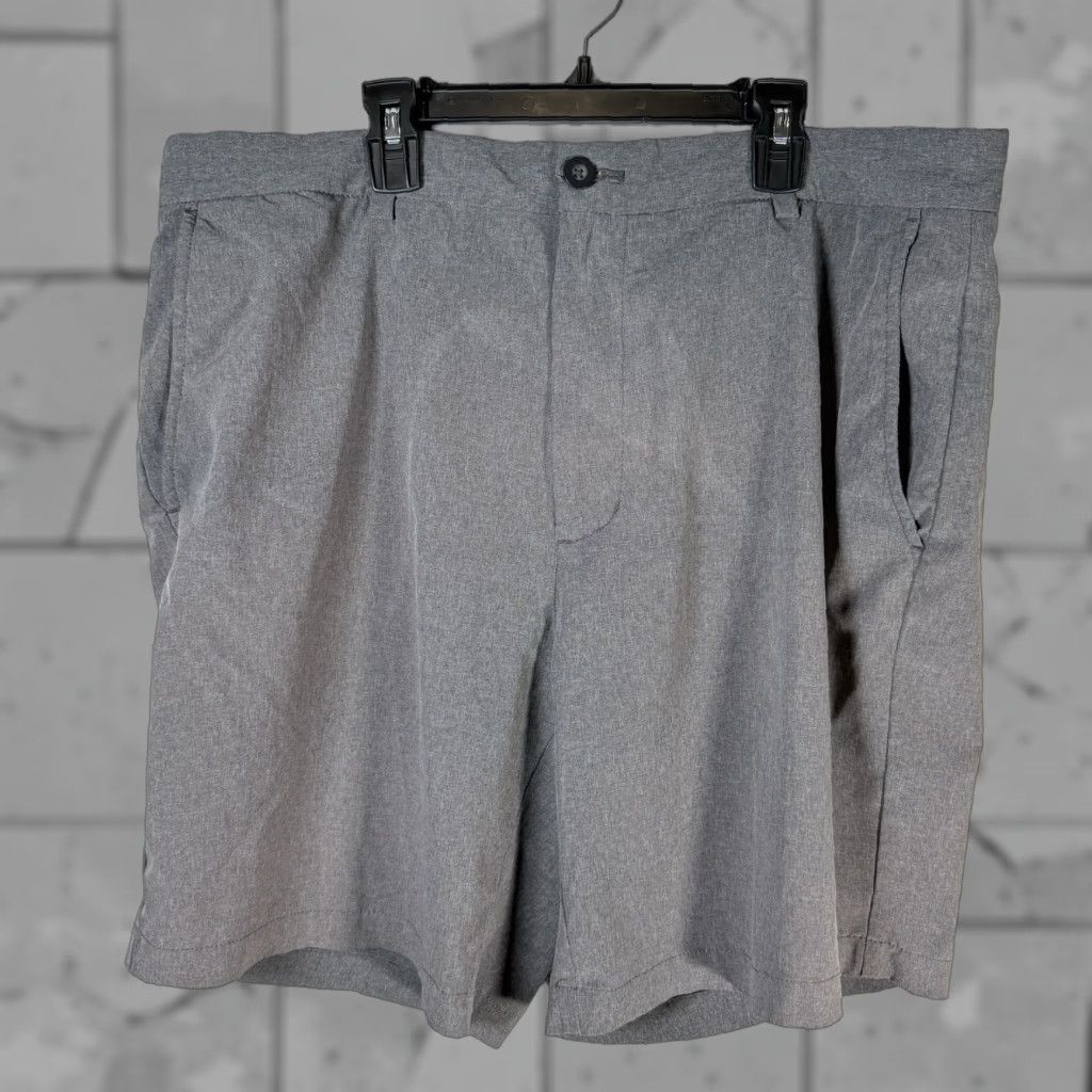 Vineyard Vines Vineyard Vines Gray Polyester Blend Casual Shorts Mens Size 38 Size US 38 / EU 54 - 1 Thumbnail