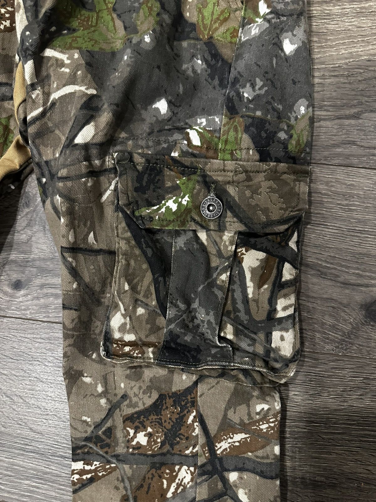 Valabasas Valabasas Woodland Camo Cargo Stacked Jeans Size US 30 / EU 46 - 3 Thumbnail