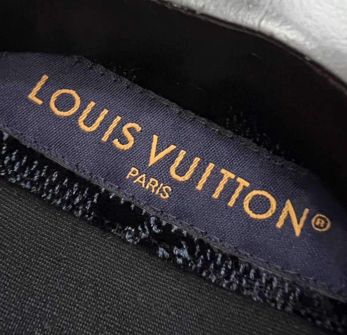 Louis Vuitton Louis Vuitton LV Blue Velvet Damier Checkered Shirt J41 Size US M / EU 48-50 / 2 - 4 Thumbnail