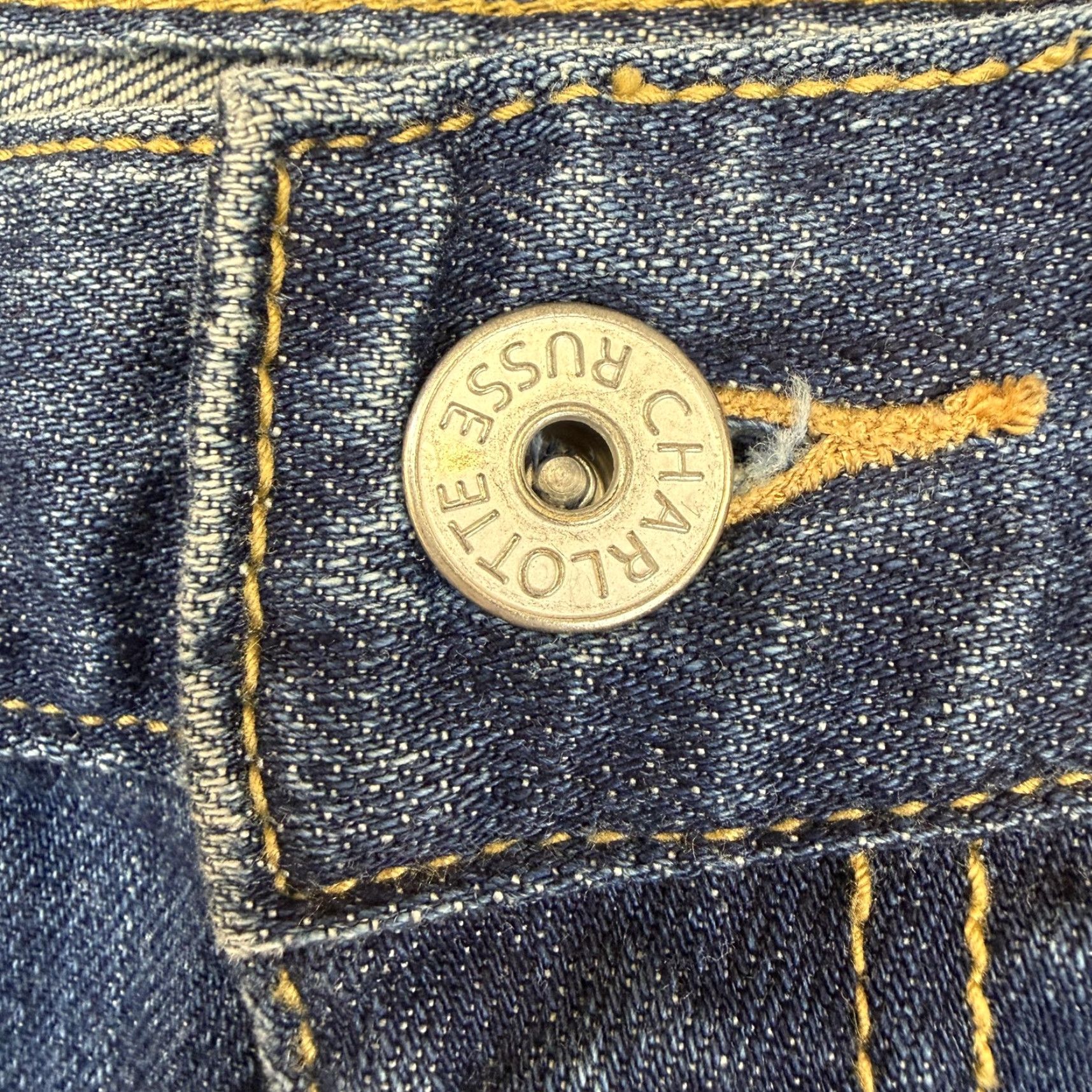 Vintage VINTAGE Charlotte Russe Jeans Womens 10 Blue Slouchy Slim Distressed Straight 33x33 Size 32" / US 10 / IT 46 - 5 Thumbnail