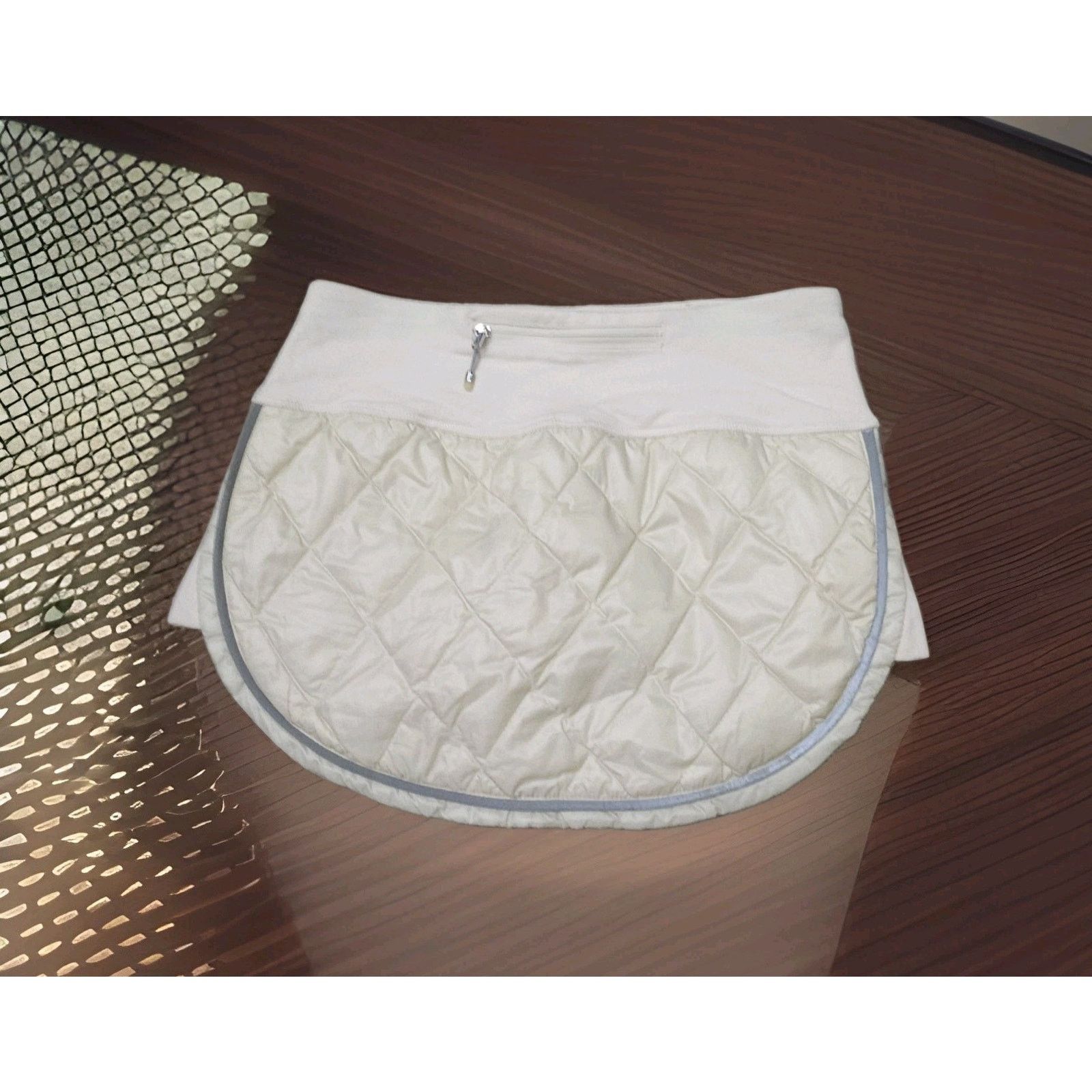 Lululemon Lululemon Hot Cheeks Skirt in Polar Cream Size 2 Size 26" / US 2 / IT 38 - 4 Thumbnail