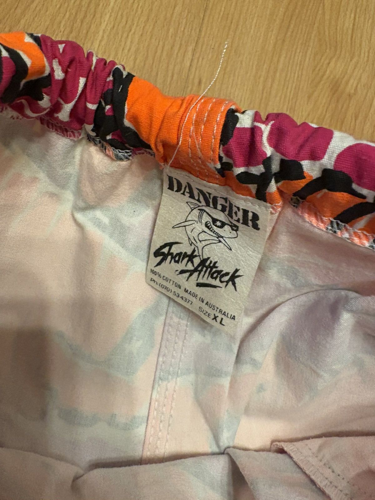 Vintage Vintage Danger Shark Attack Shorts 90’s Aussie Surf Wear Size US 32 / EU 48 - 6 Thumbnail