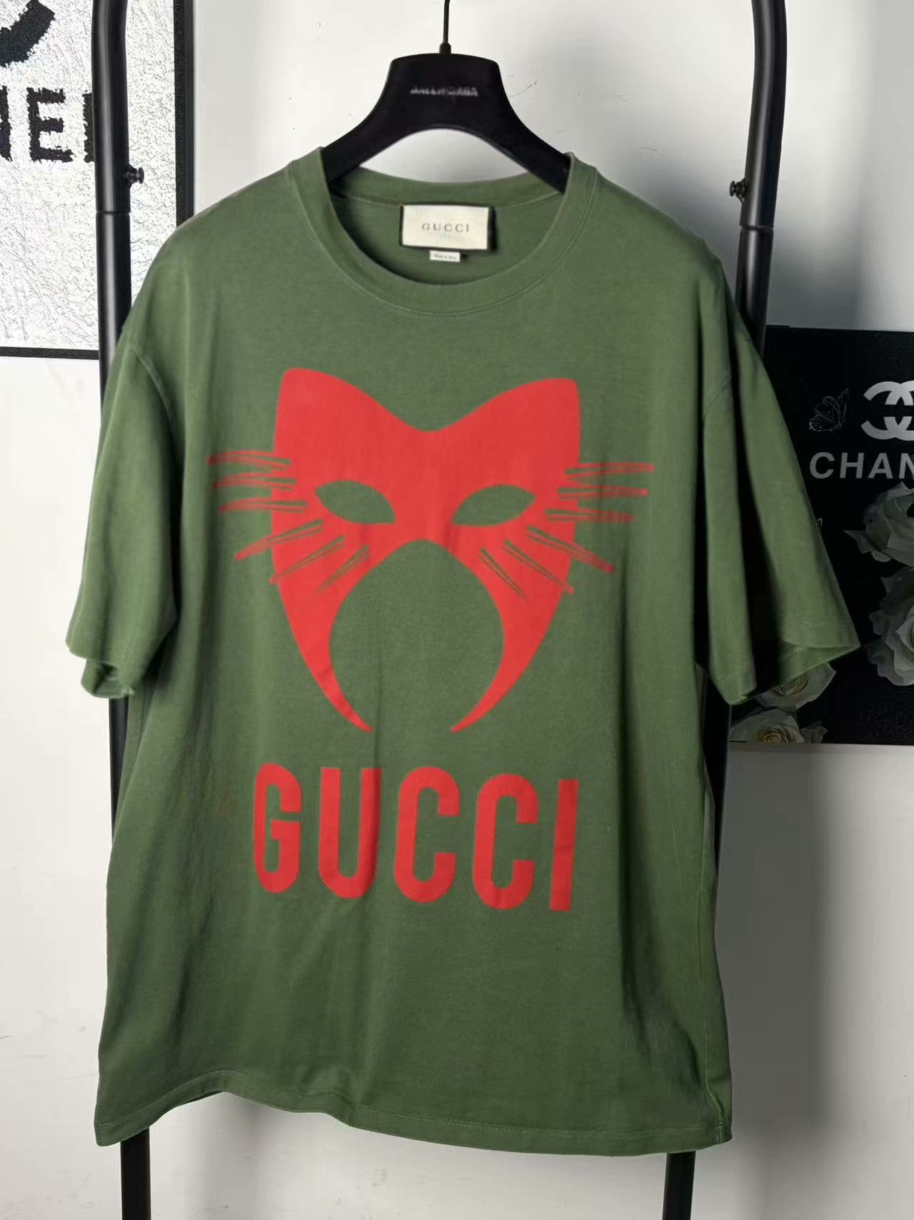 Gucci Gucci White T-Shirt l Men Size US L / EU 52-54 / 3 - 1 Thumbnail