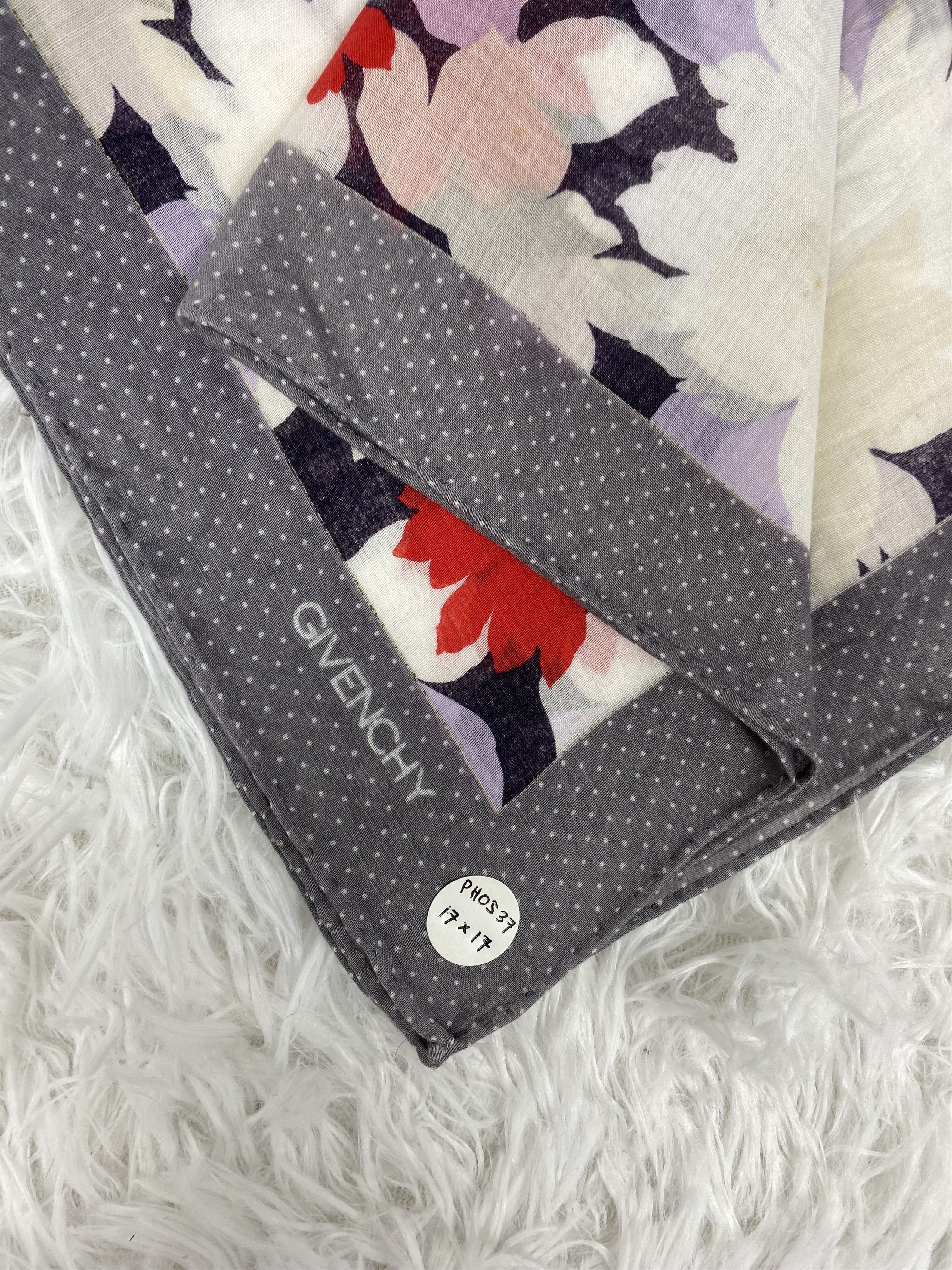 Givenchy × Vintage Vintage Givenchy Handkerchief Neckerchief PH0537 Size ONE SIZE - 2 Thumbnail