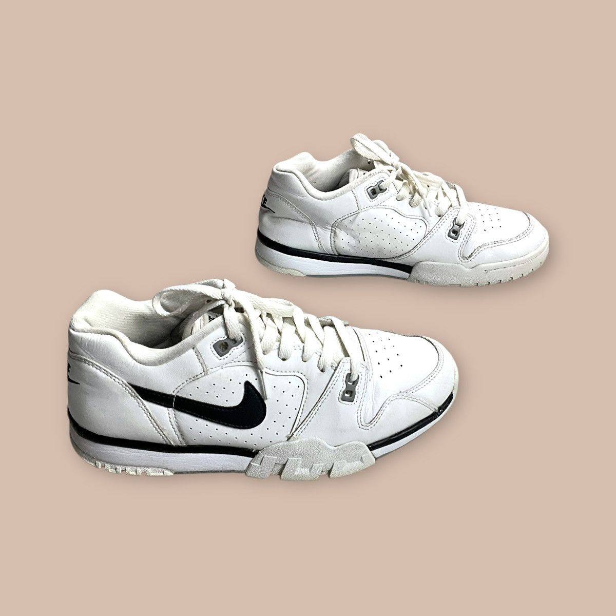 Nike Nike Air Cross Trainer Low Size US 7 / EU 40 - 5 Thumbnail