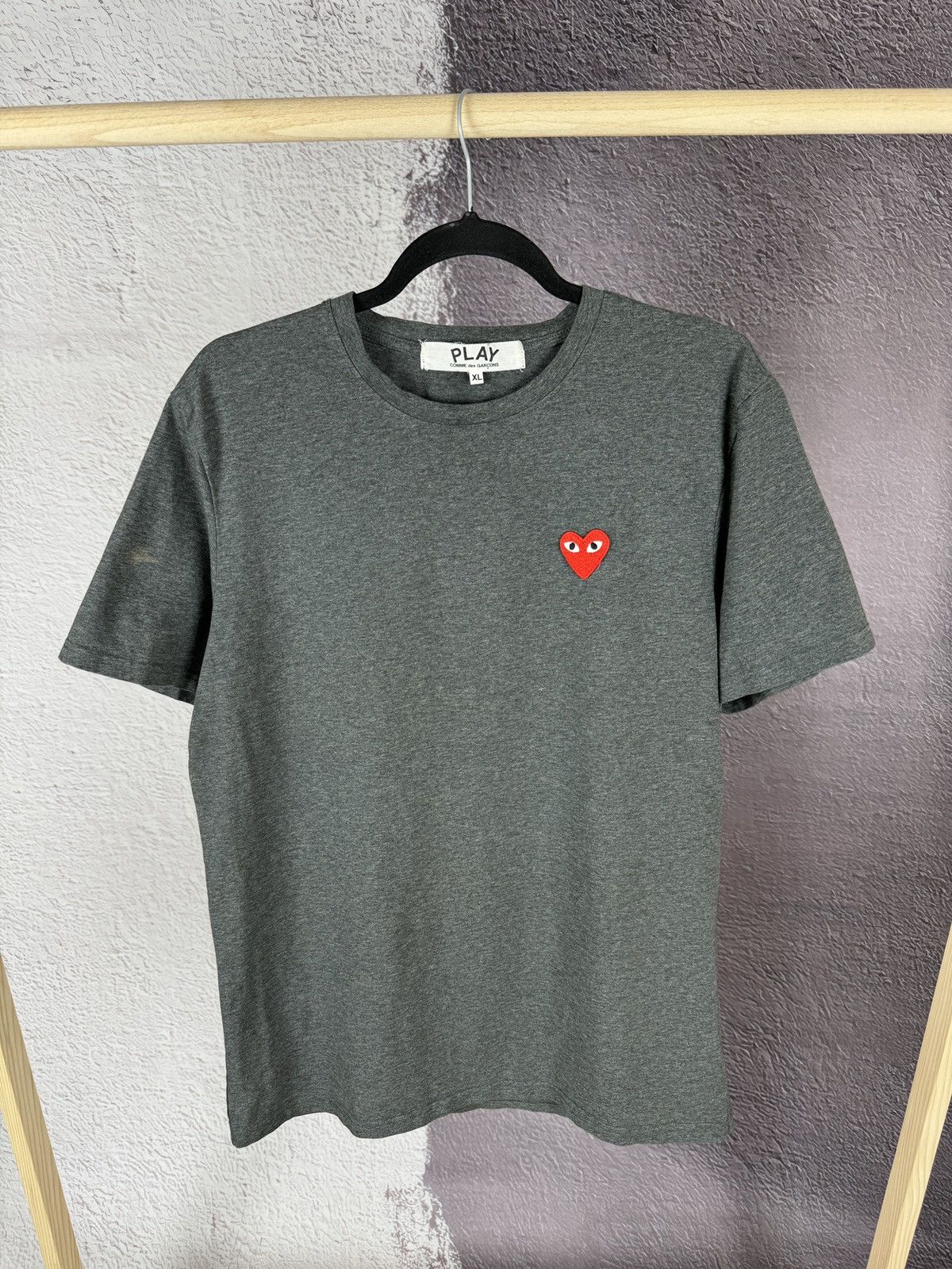 Comme des Garcons PLAY Play Comme des Garçons heart basic grey tee shirt Size US XL / EU 56 / 4 - 1 Thumbnail