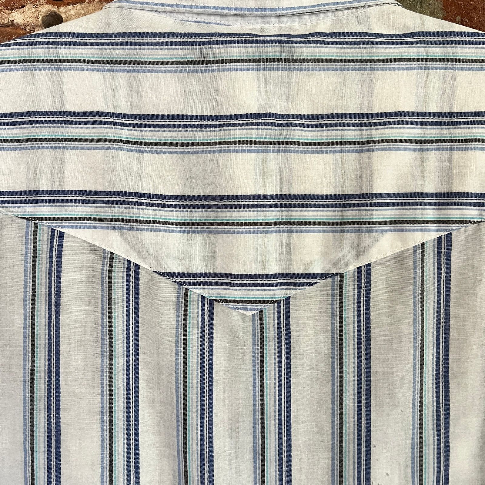 Wrangler VTG Wrangler Men's SS Western Pearl Snap Shirt L 23x29 Size US L / EU 52-54 / 3 - 5 Thumbnail