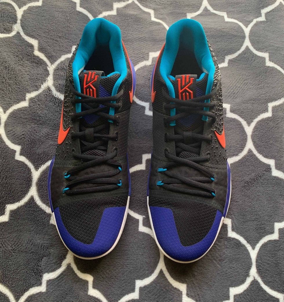 Nike Nike Kyrie 3 “Kyrache Light” Size US 10.5 / EU 43-44 - 3 Thumbnail