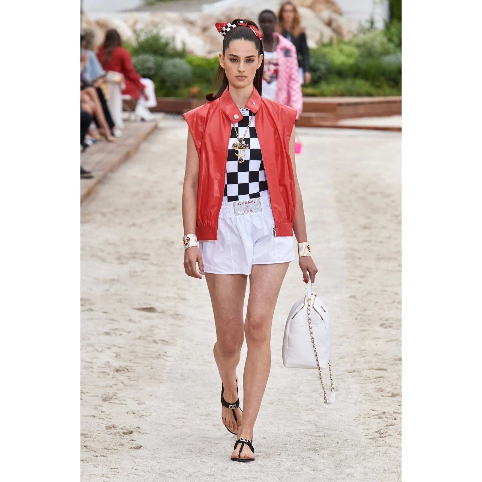 Chanel Chanel 23C Black White Checker Crystal CC Logo One Piece 36 Size XS / US 0-2 / IT 36-38 - 3 Thumbnail