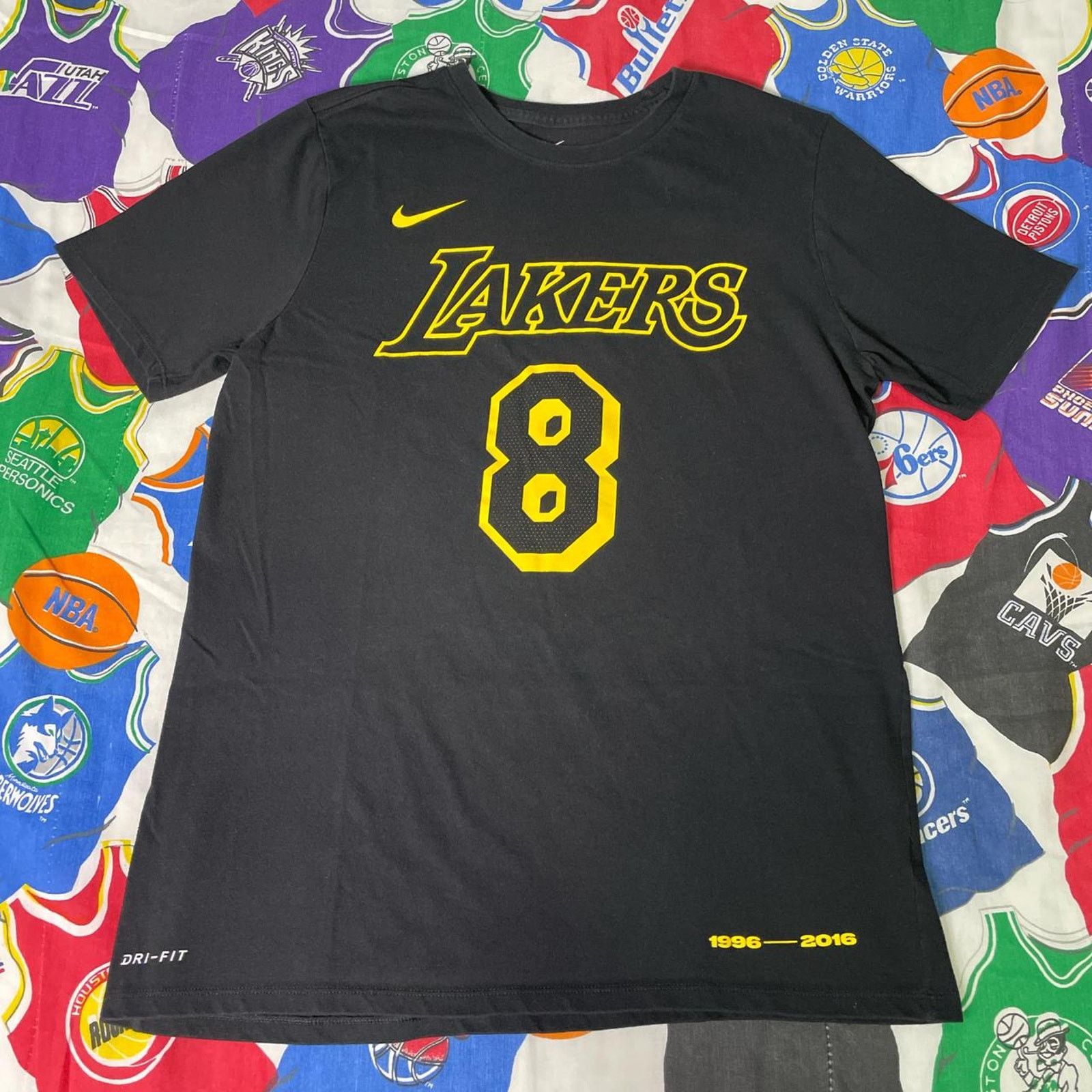 NBA × Nike 2016 Nike Kobe Bryant Retirement Game NBA Basketball Tee Size US L / EU 52-54 / 3 - 1 Thumbnail