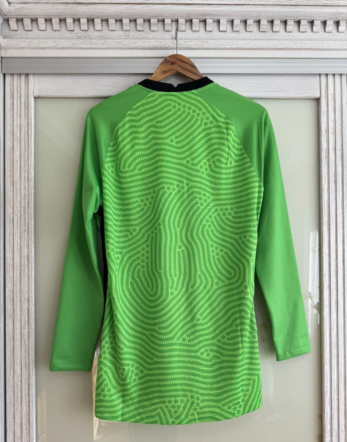 Hugo Lloris Signed Tottenham Hotspur Soccer Goalkeeper Kit