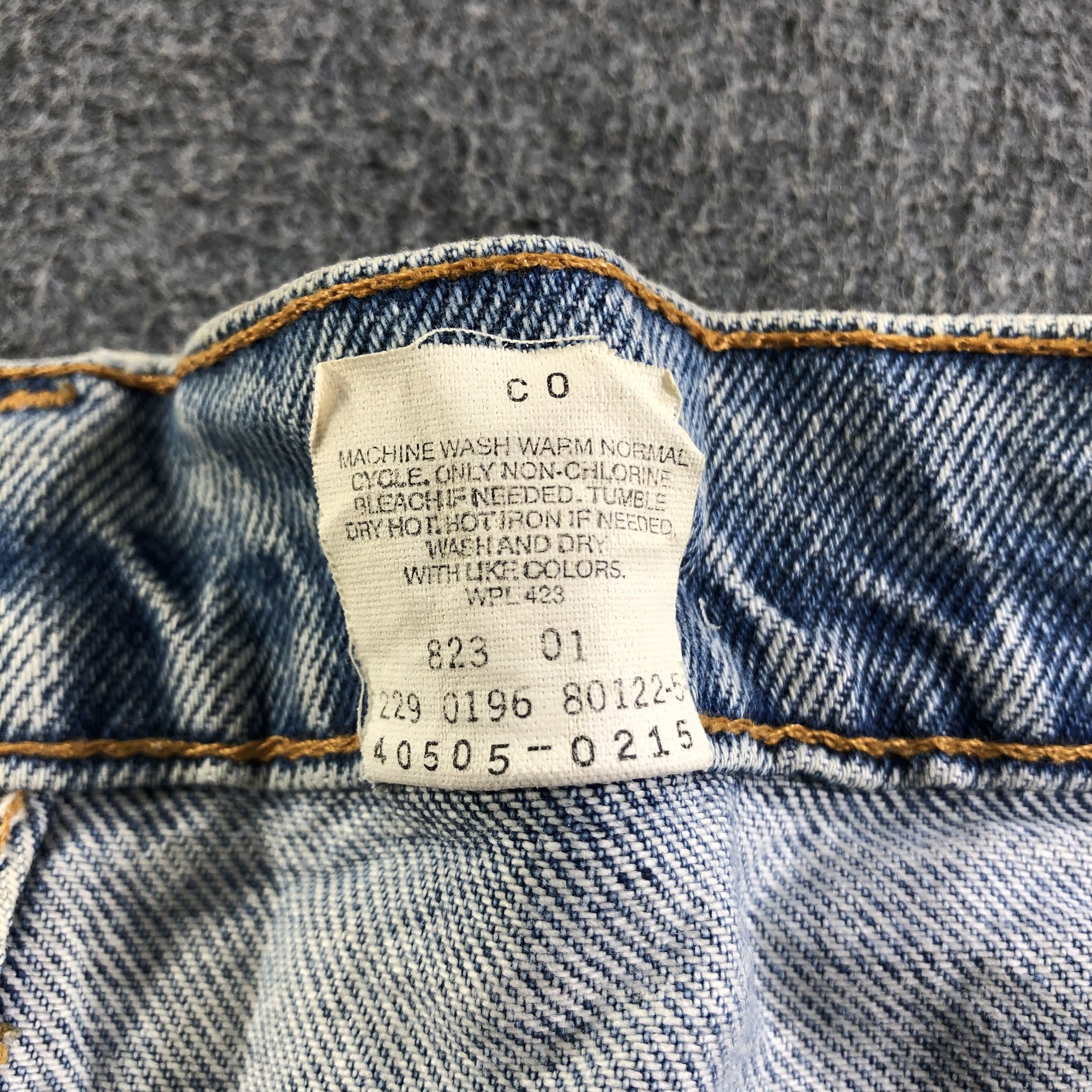 Levi's Vintage Blue Wash Levis 505 Jeans-J3578 Size US 35 - 11 Thumbnail