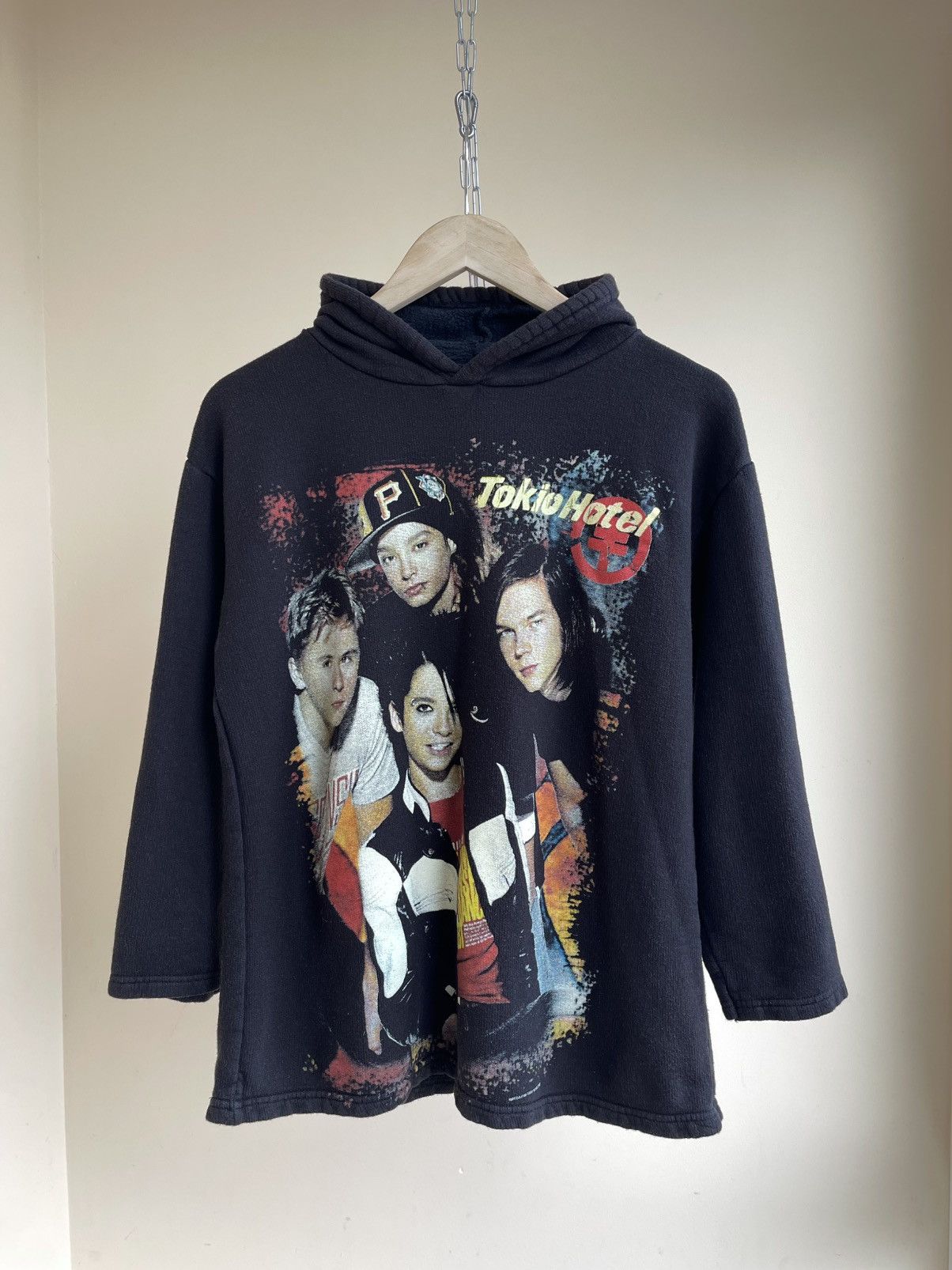 Band Tees Tokio Hotel Schrei 2005 Print Emo Rock 3/4 L/S Hoodie 2000s Size US M / EU 48-50 / 2 - 1 Thumbnail