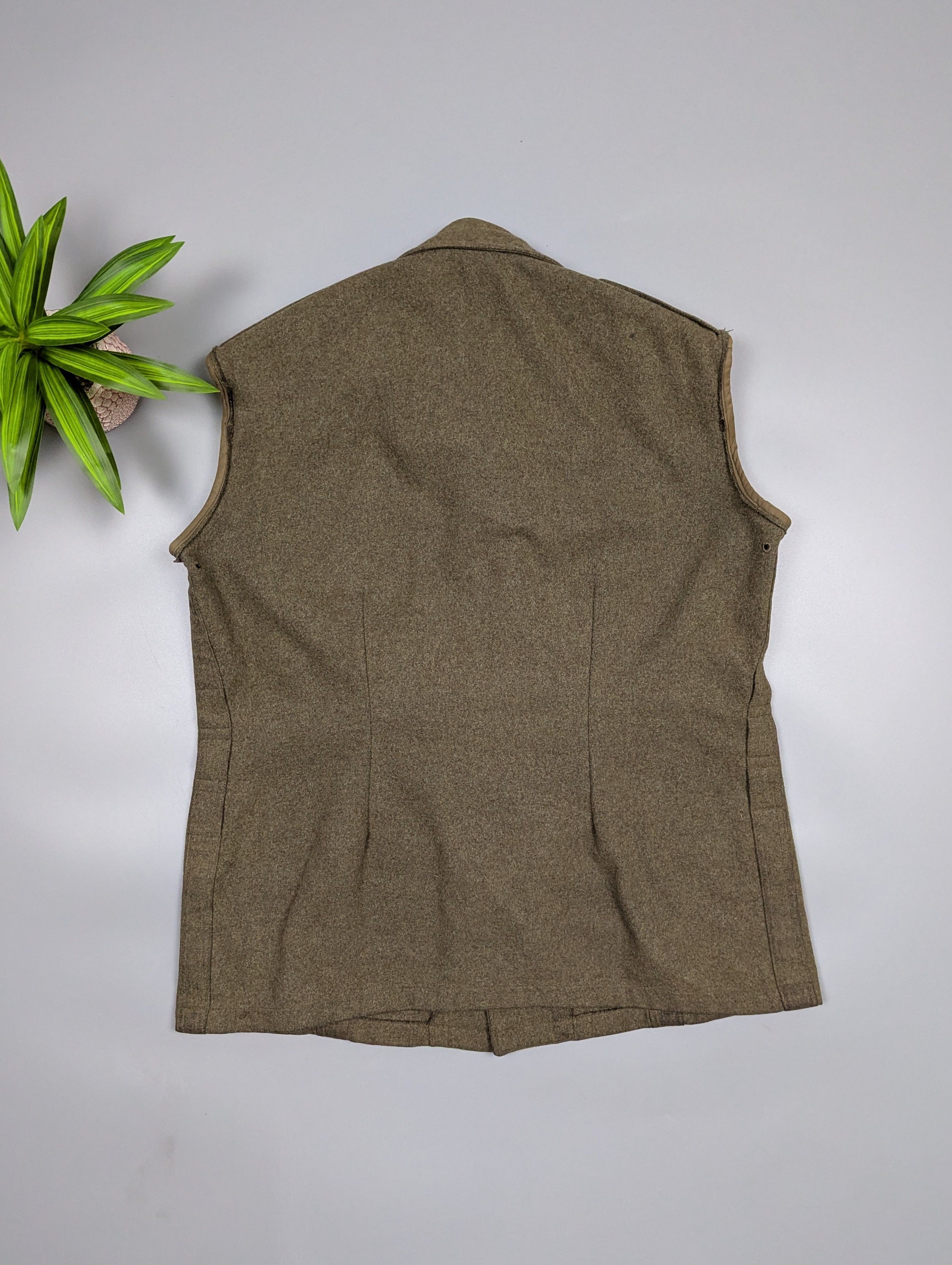 Vintage VTG 1960 Military German Wool Army Vest / Sleeveless Jacket Size US M / EU 48-50 / 2 - 16 Thumbnail