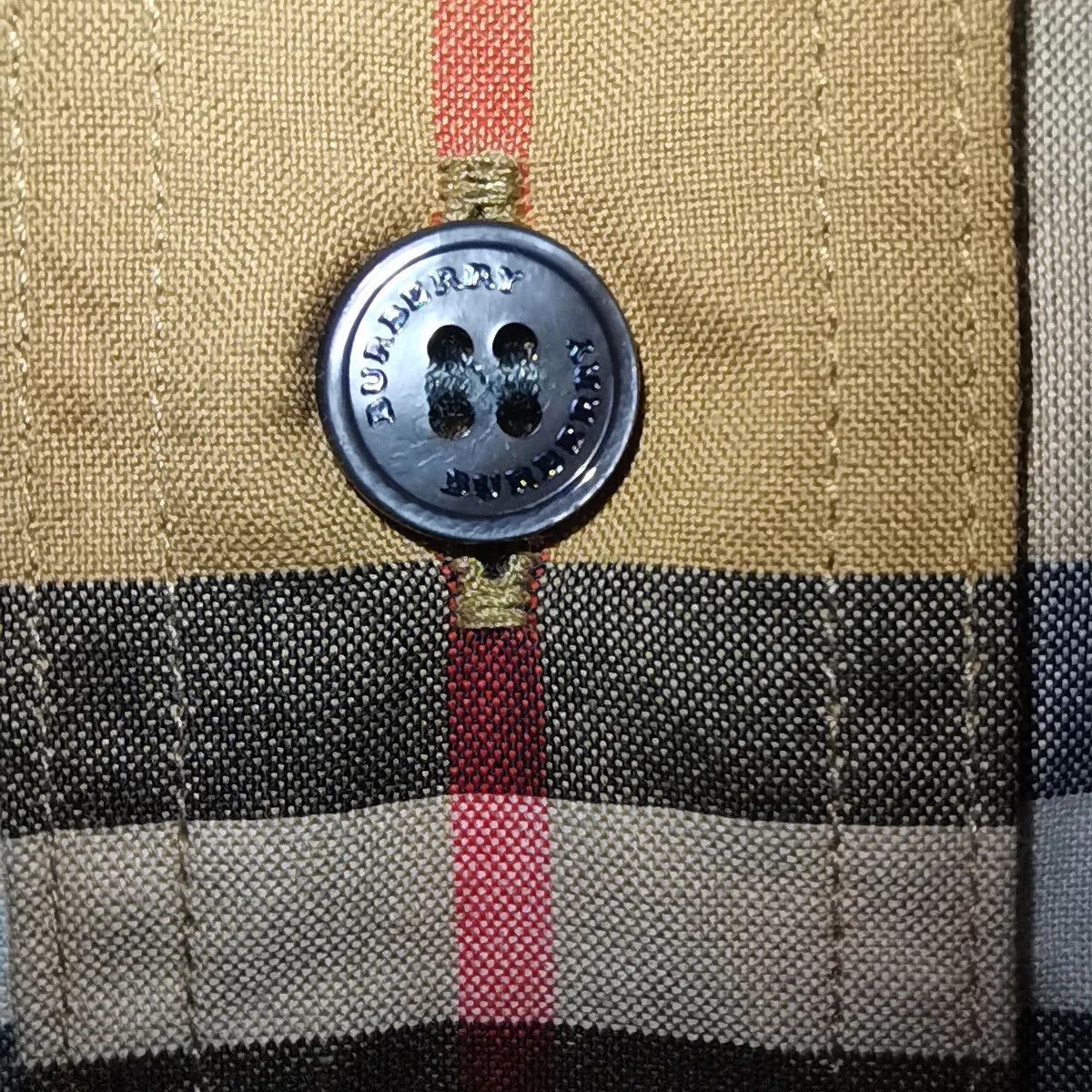 Burberry Burberry jameson short sleeve vintage check shirt 🔥 Size US XL / EU 56 / 4 - 4 Thumbnail