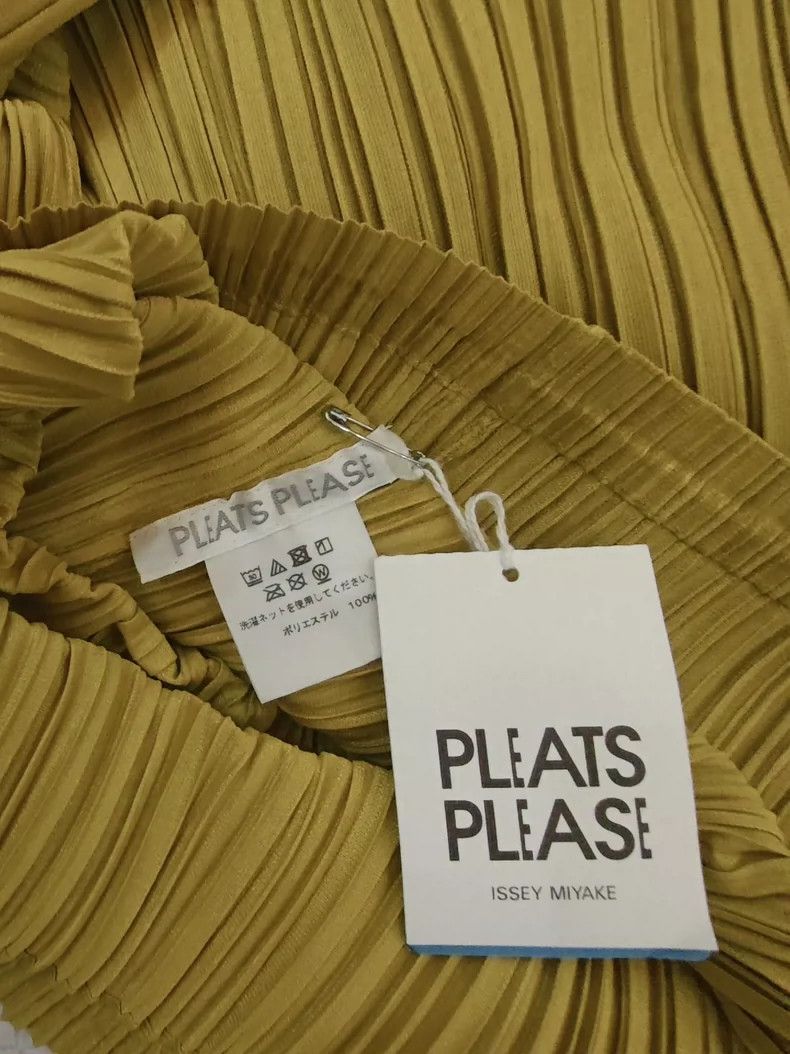 Issey Miyake Issey Miyake Yellow pleated top Size L / US 10 / IT 46 - 7 Thumbnail