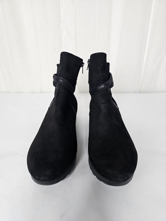 Mephisto MEPHISTO Azzura Black Suede Ankle Booties Soft-Air Wedge Size US 10 / IT 40 - 10 Thumbnail