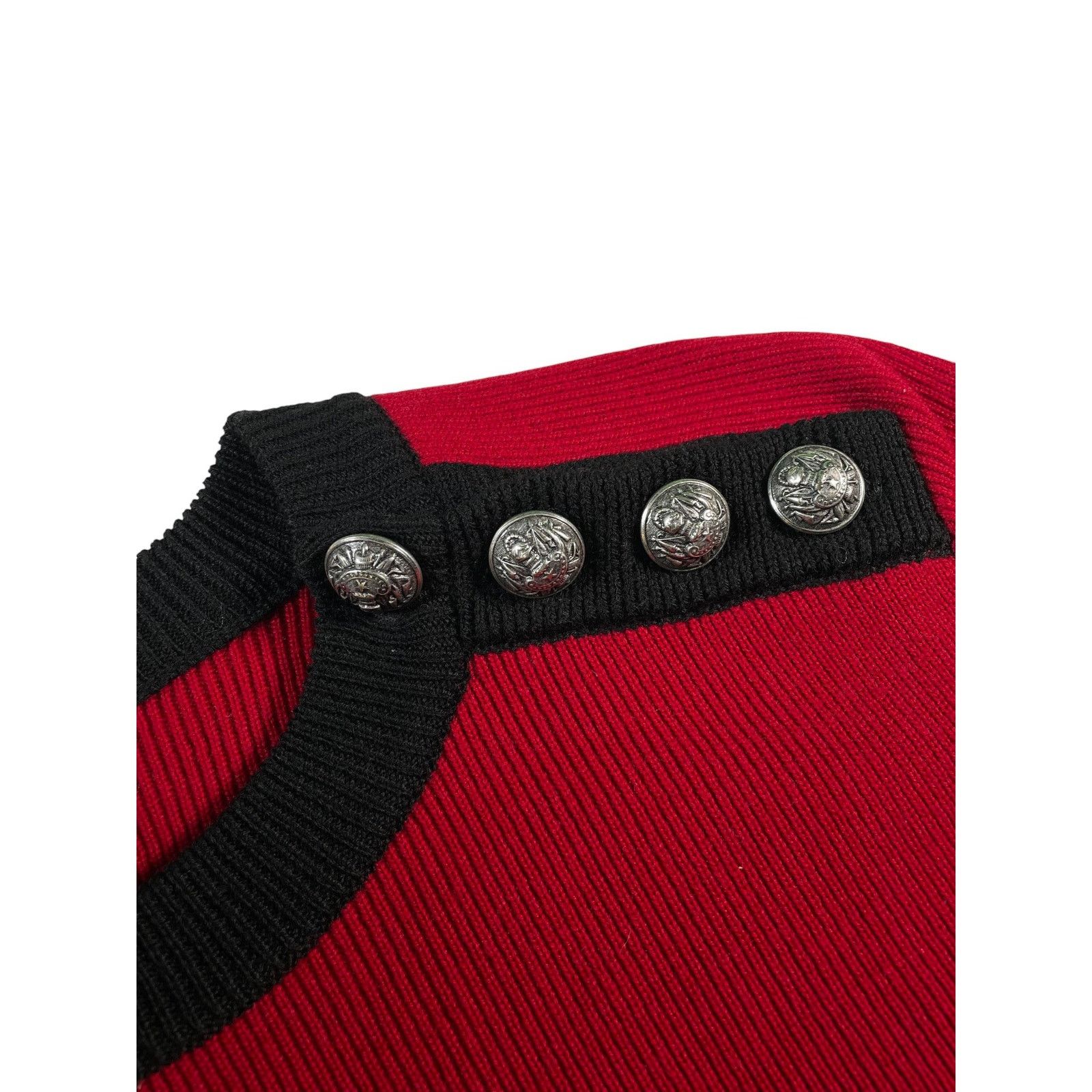 Balmain Balmain Red Emblem Knit Crewneck Size XL / US 12-14 / IT 48-50 - 2 Thumbnail
