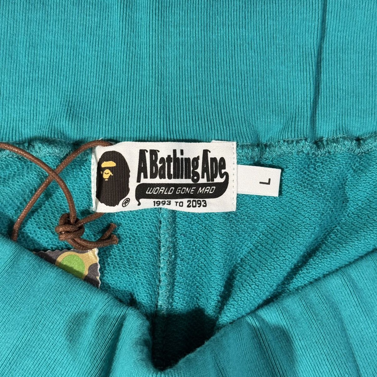 Bape Bape shark sweat shorts teal Size US 34 / EU 50 - 3 Thumbnail