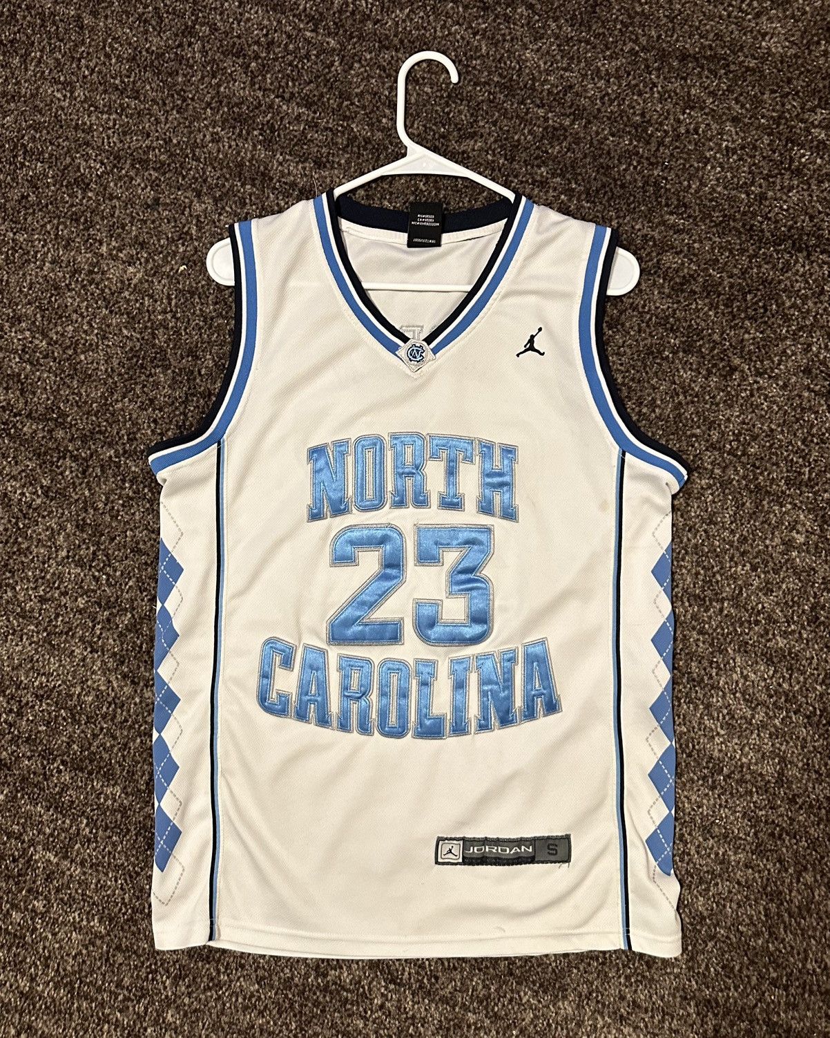 Nike Throwback Michael Jordan North Carolina Jersey #23 | Grailed