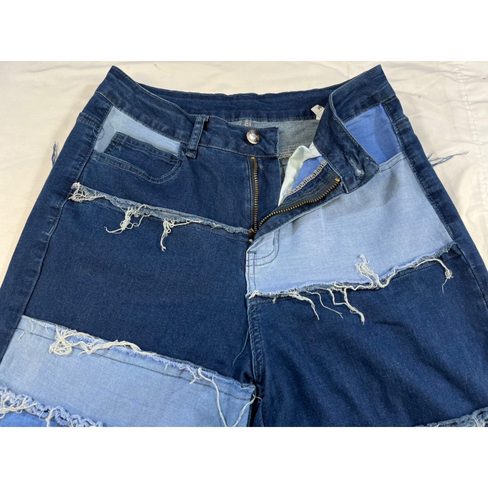 Jean Jeans Womens Blue Ombre Patchwork Flare Jeans Size M SKU 673 Size 30" / US 8 / IT 44 - 3 Thumbnail