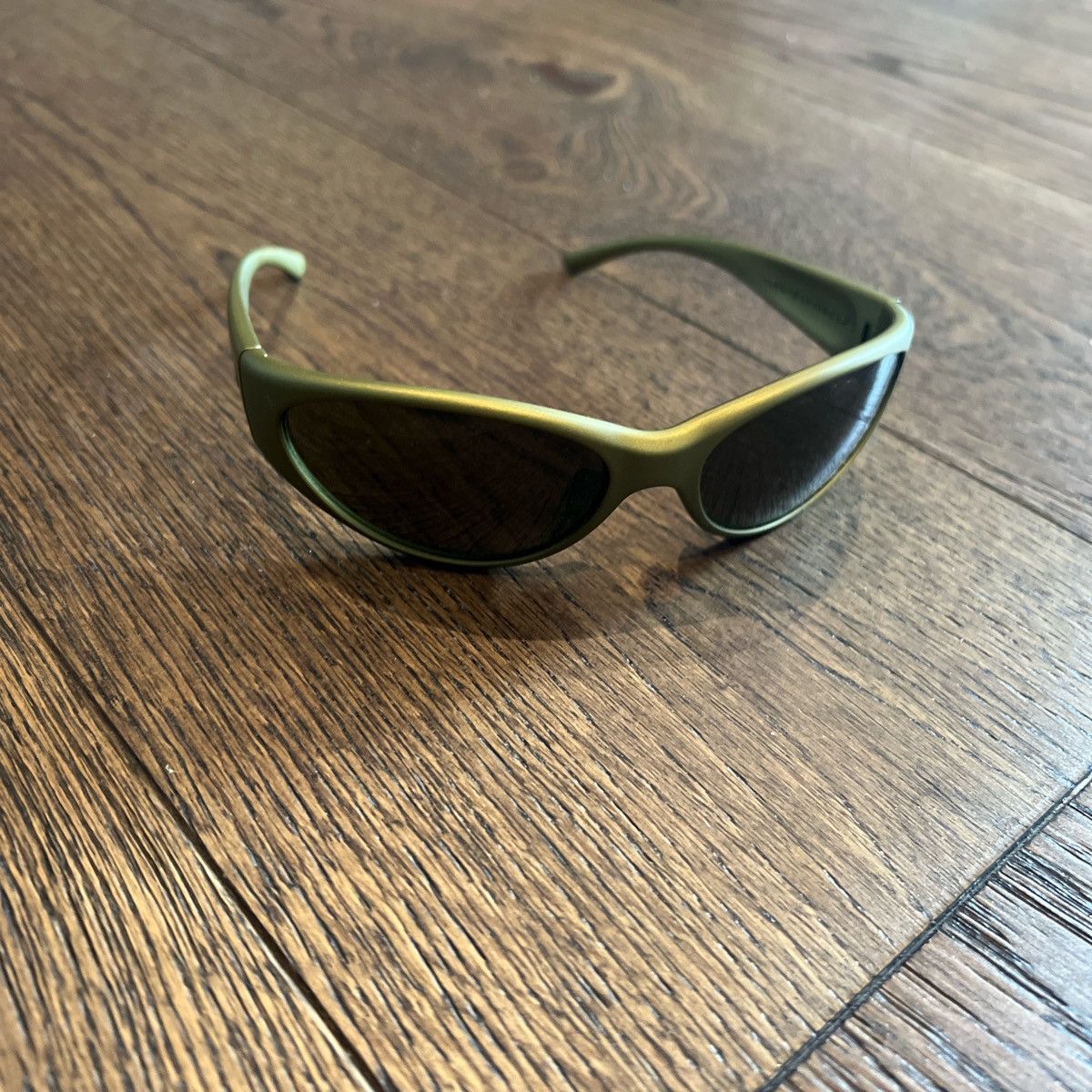 Crap Eyewear Brand new crap eyewear dark green sunglasses Size ONE SIZE - 5 Thumbnail