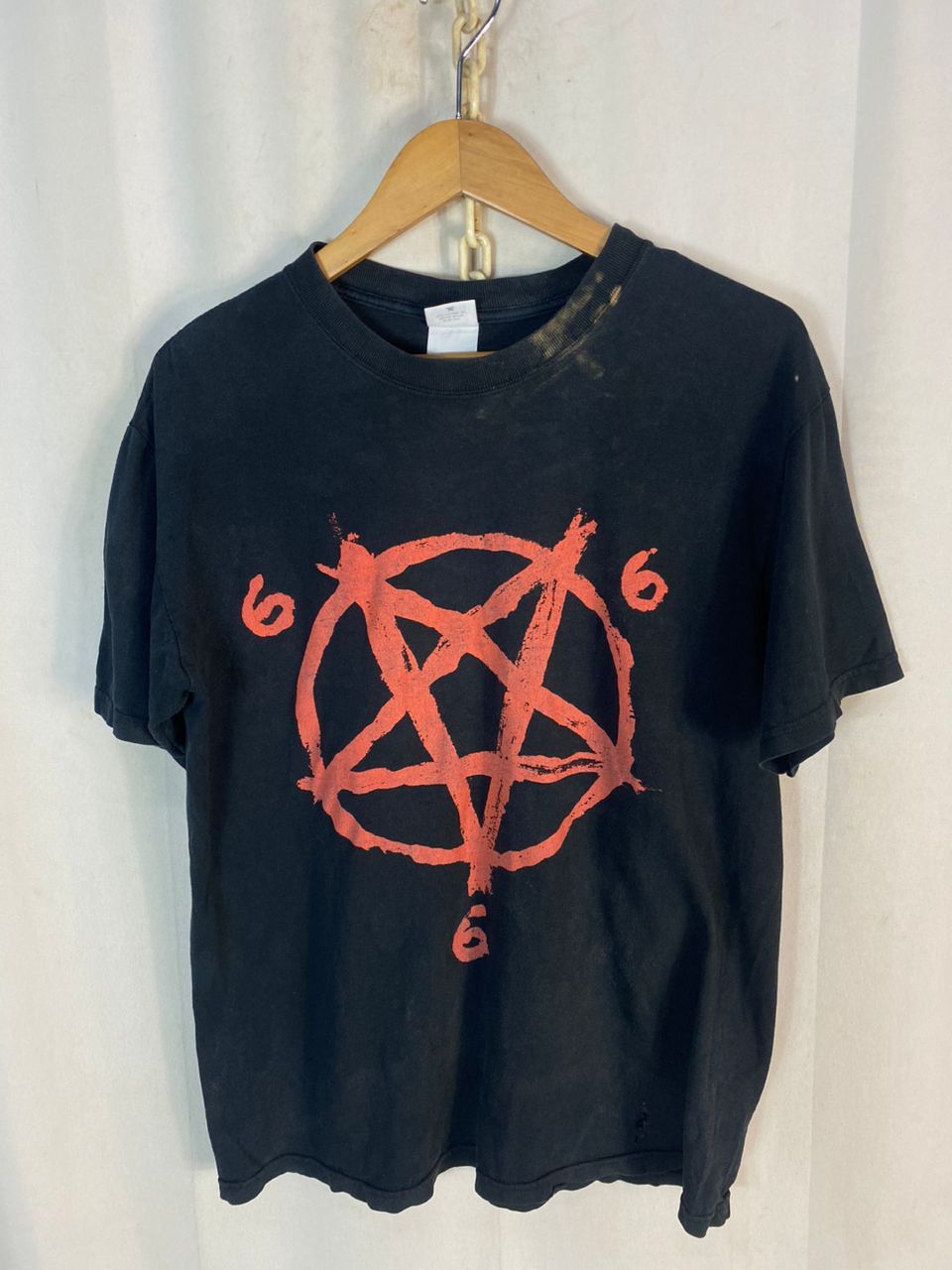 Anvil × Vintage Vintage 666 distressed printed tshirt by anvil Size US M / EU 48-50 / 2 - 1 Thumbnail