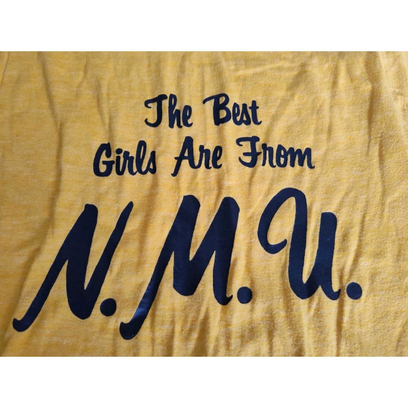 Vintage Vintage NMU Wildcats T-Shirt Unisex Small Yellow 1980s Sportswear Beach Made in USA Size US S / EU 44-46 / 1 - 2 Thumbnail