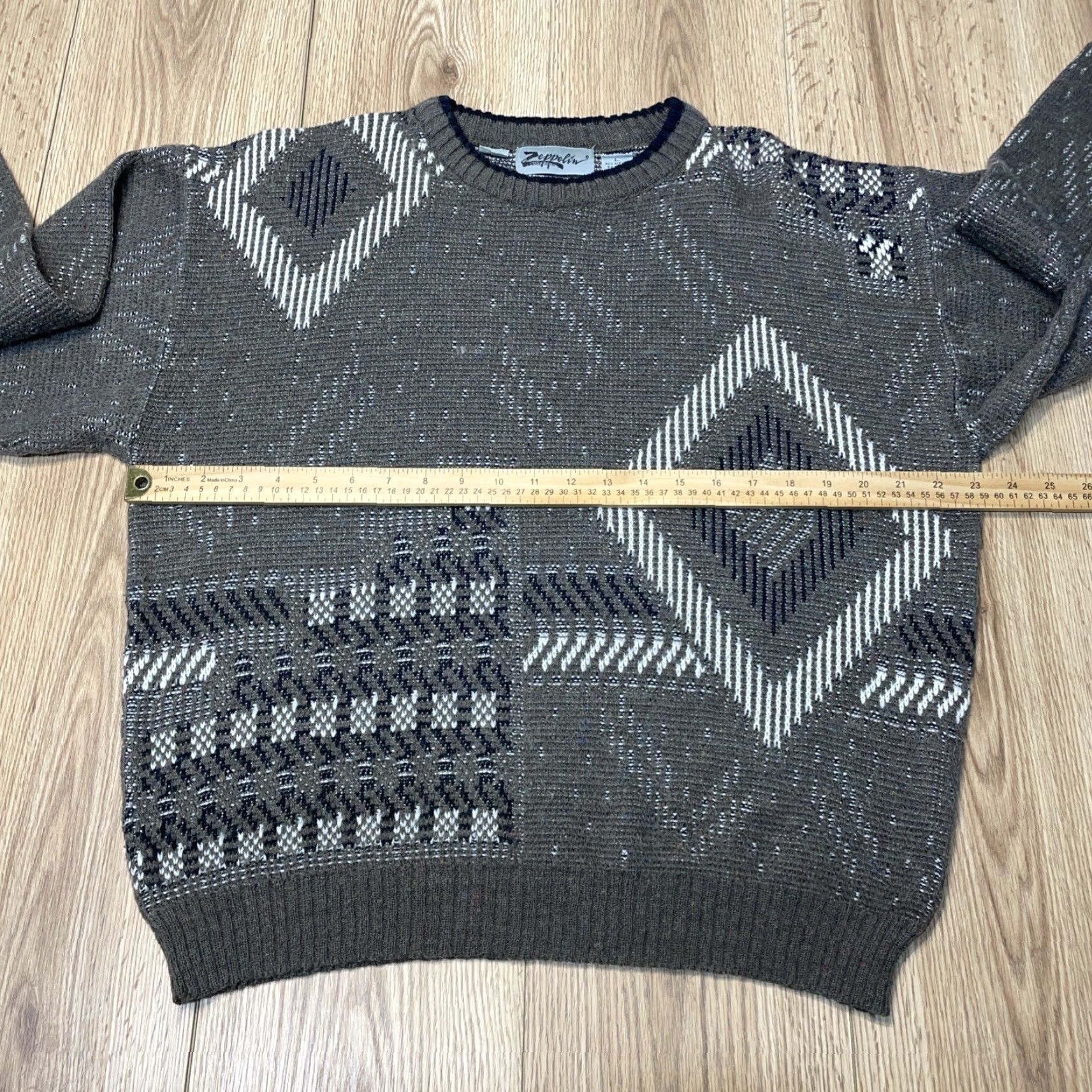 Vintage VINTAGE Zeppelin Sweater Men Large Gray Geometric Pullover 80s 90s Classic Size US L / EU 52-54 / 3 - 5 Thumbnail