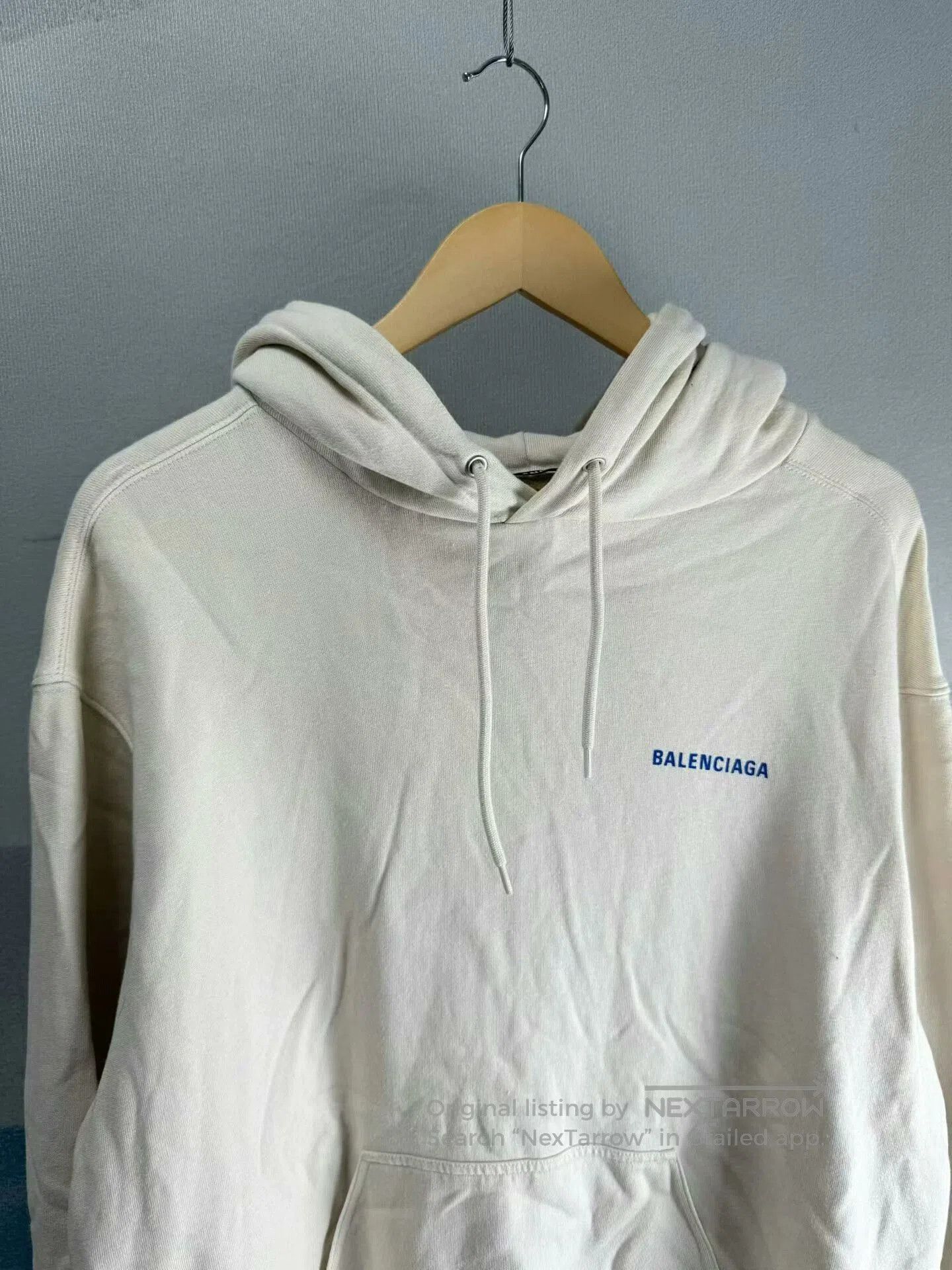 Balenciaga balenciaga logo hoodie in off-white color. Size US M / EU 48-50 / 2 - 2 Thumbnail