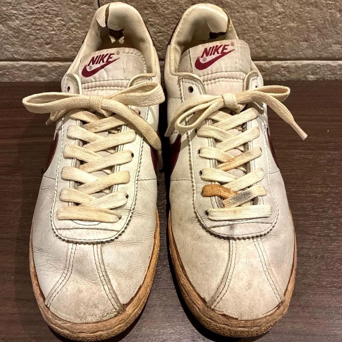 Nike Nike Bruin Leather 1983 White Red US7 Vintage Sneakers - Retired Size US 7 / EU 40 - 6 Thumbnail
