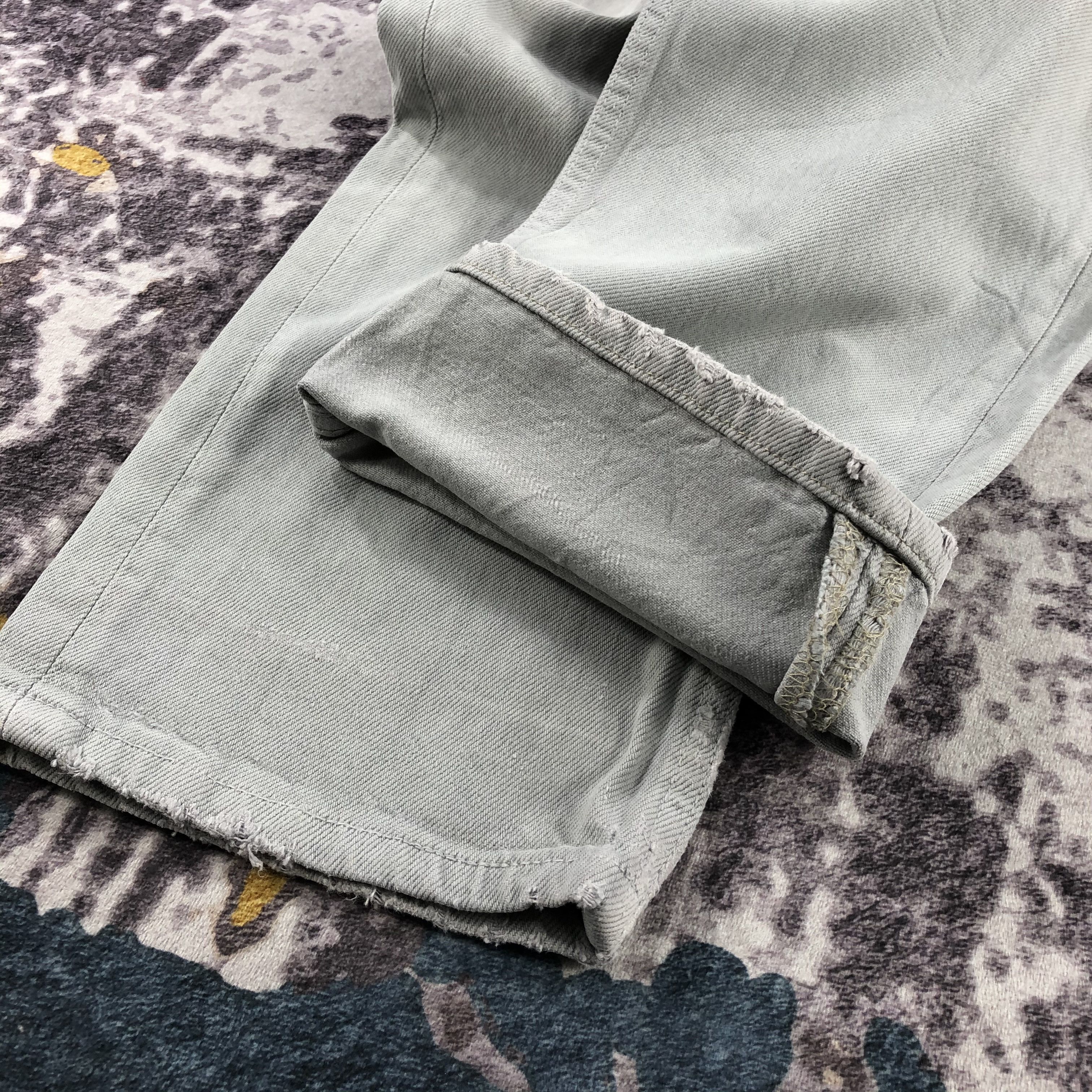 Levi's × Vintage Vintage 90s Ash Grey Levis 501 Jeans-JM2537 Size US 29 - 8 Thumbnail