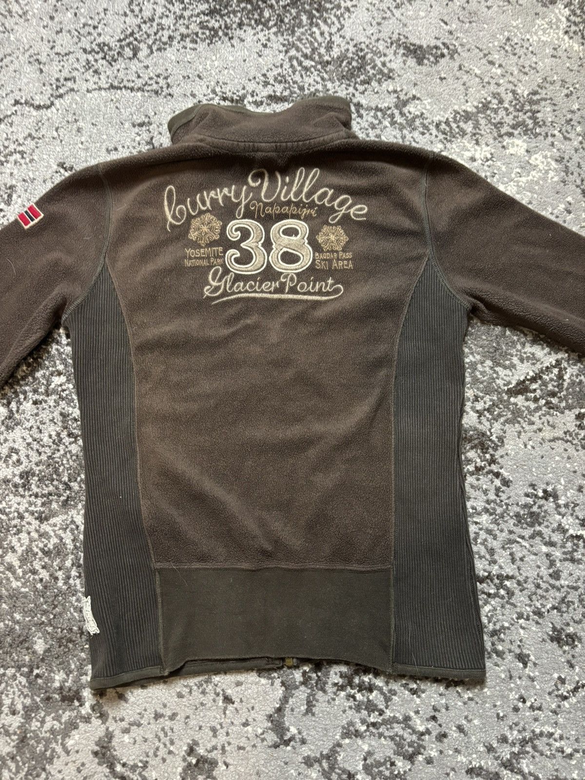 Japanese Brand × Napapijri × Vintage Vintage y2k Napapijri Fleece Embroidered Patch Zip Up Hoodie Size M / US 6-8 / IT 42-44 - 9 Thumbnail