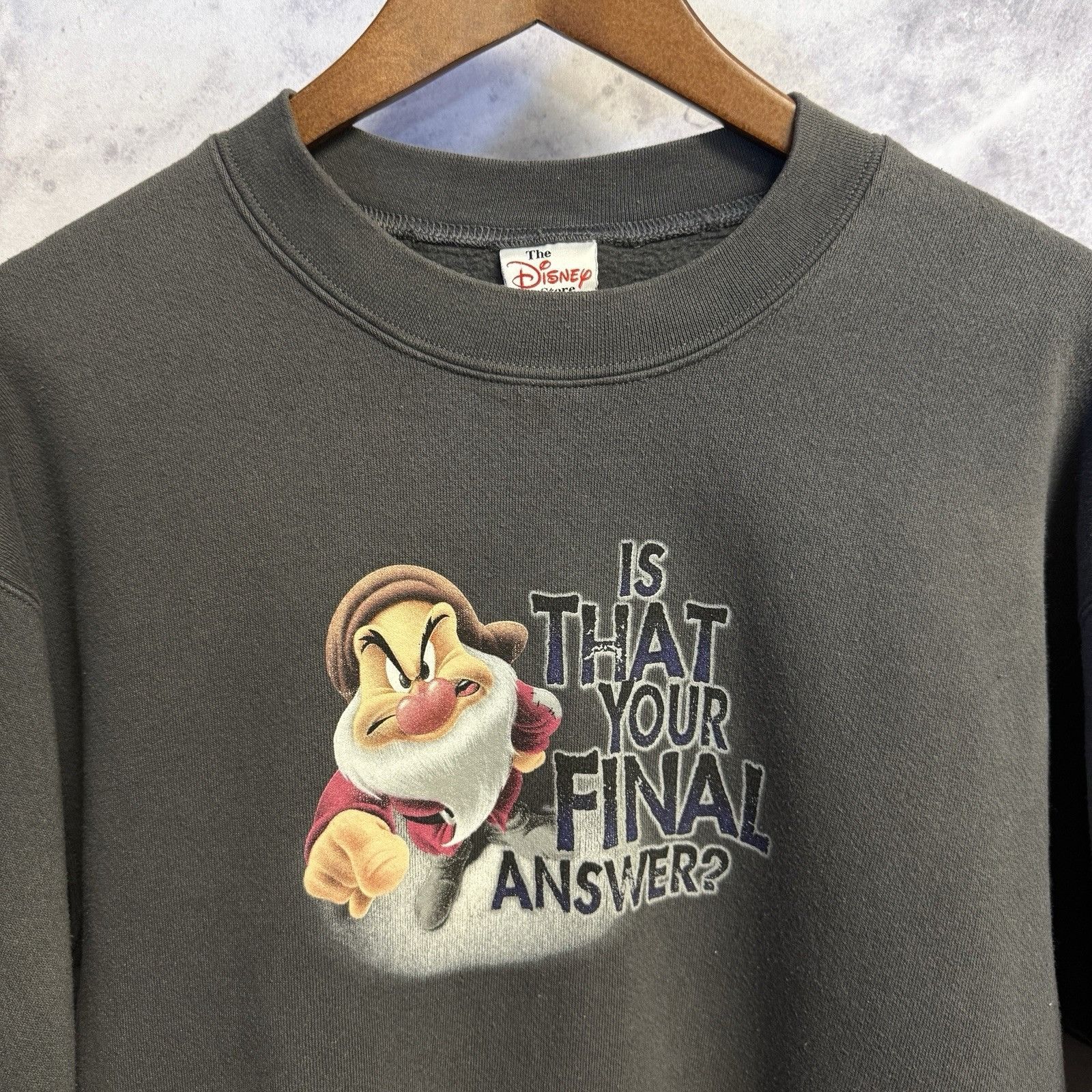 Disney Vintage Disney Grumpy Sweatshirt Adult Large Gray Crew Neck Size US L / EU 52-54 / 3 - 1 Thumbnail