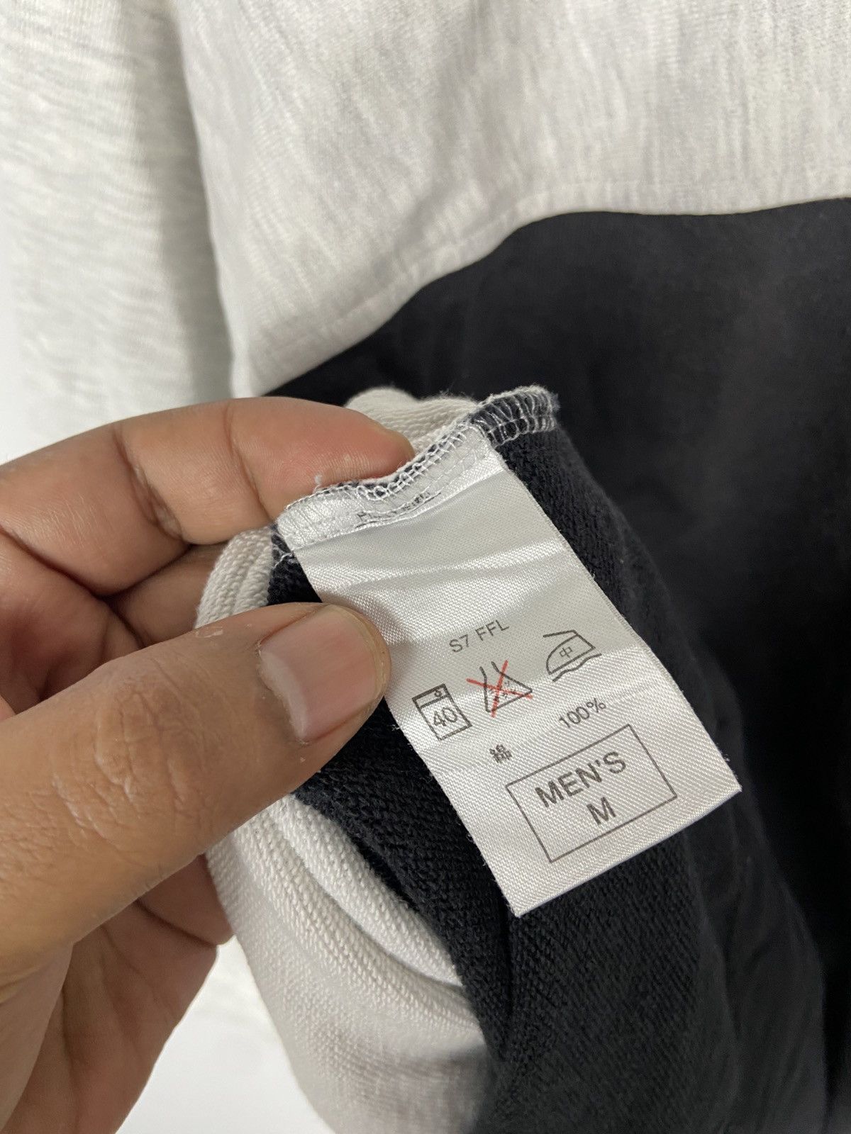 Nike VINTAGE NIKE HALF ZIPPER PULLOVER SWEAATER Size US L / EU 52-54 / 3 - 7 Thumbnail