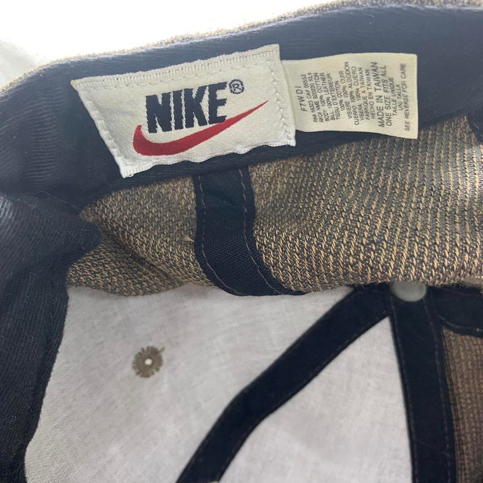 Nike vintage 90’s NIKE GOLF LEGENDS TRAIL strap back dad hat cap Size ONE SIZE - 6 Thumbnail