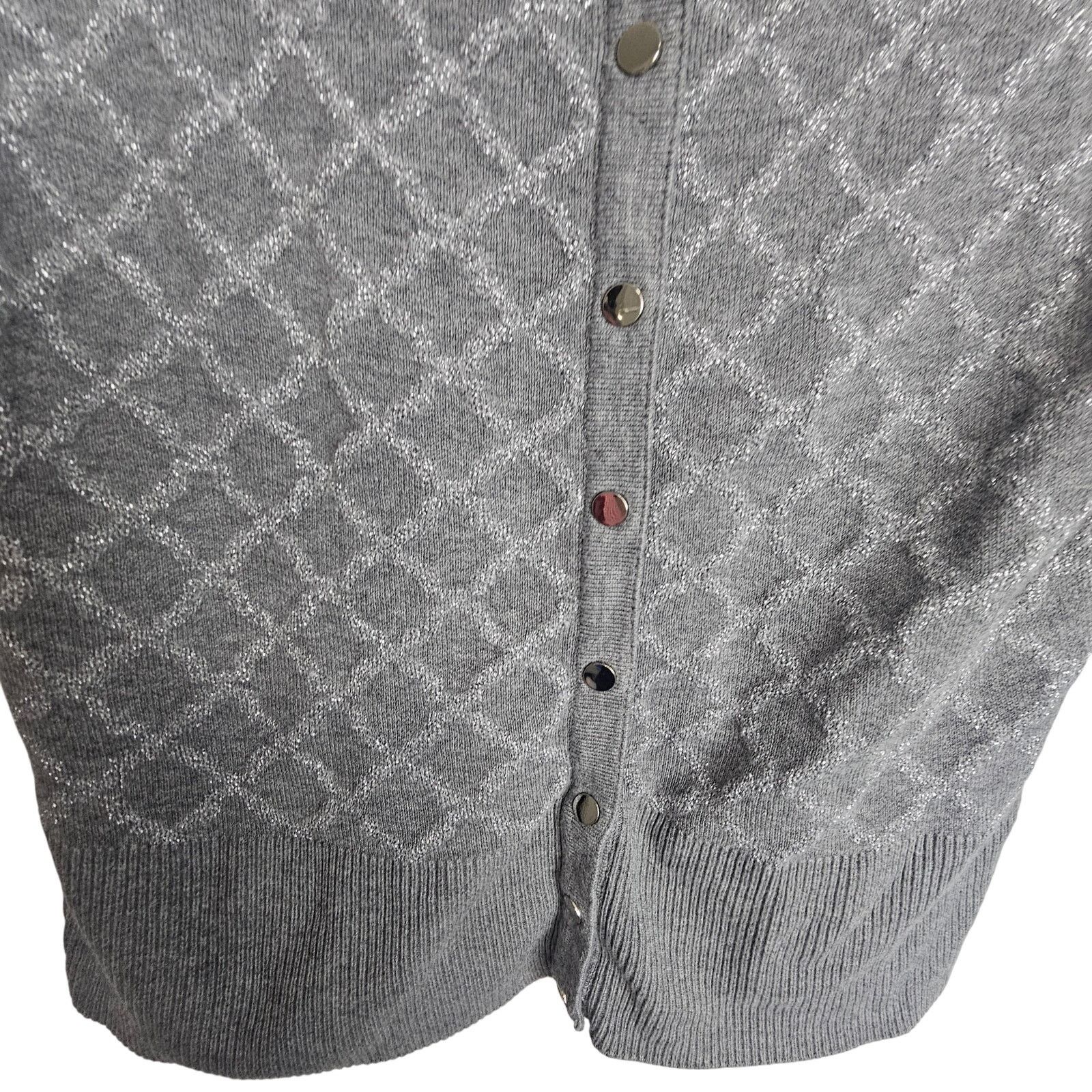 White House Black Market White House Black Market Cardigan Sweater Size M Snap Front Size M / US 6-8 / IT 42-44 - 3 Thumbnail