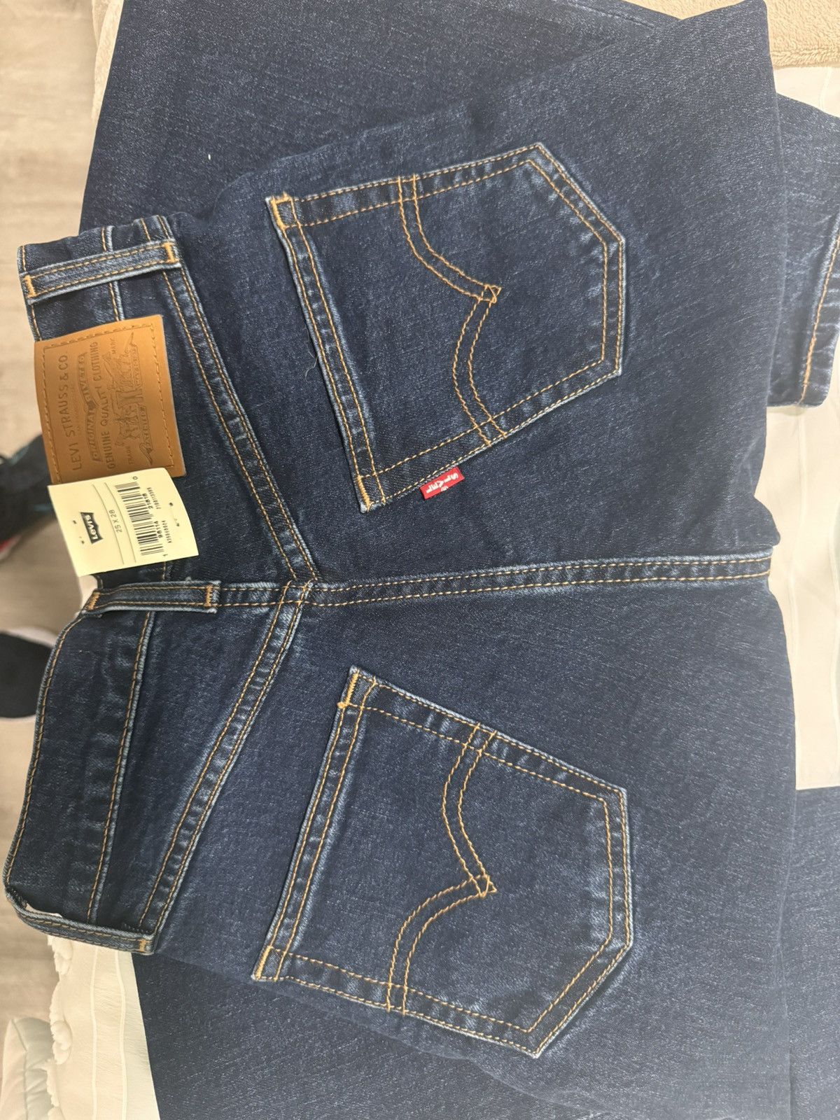 Levi's 80s Mom Jeans 25 x 28 Size 25" / US 0 / IT 36 - 3 Thumbnail