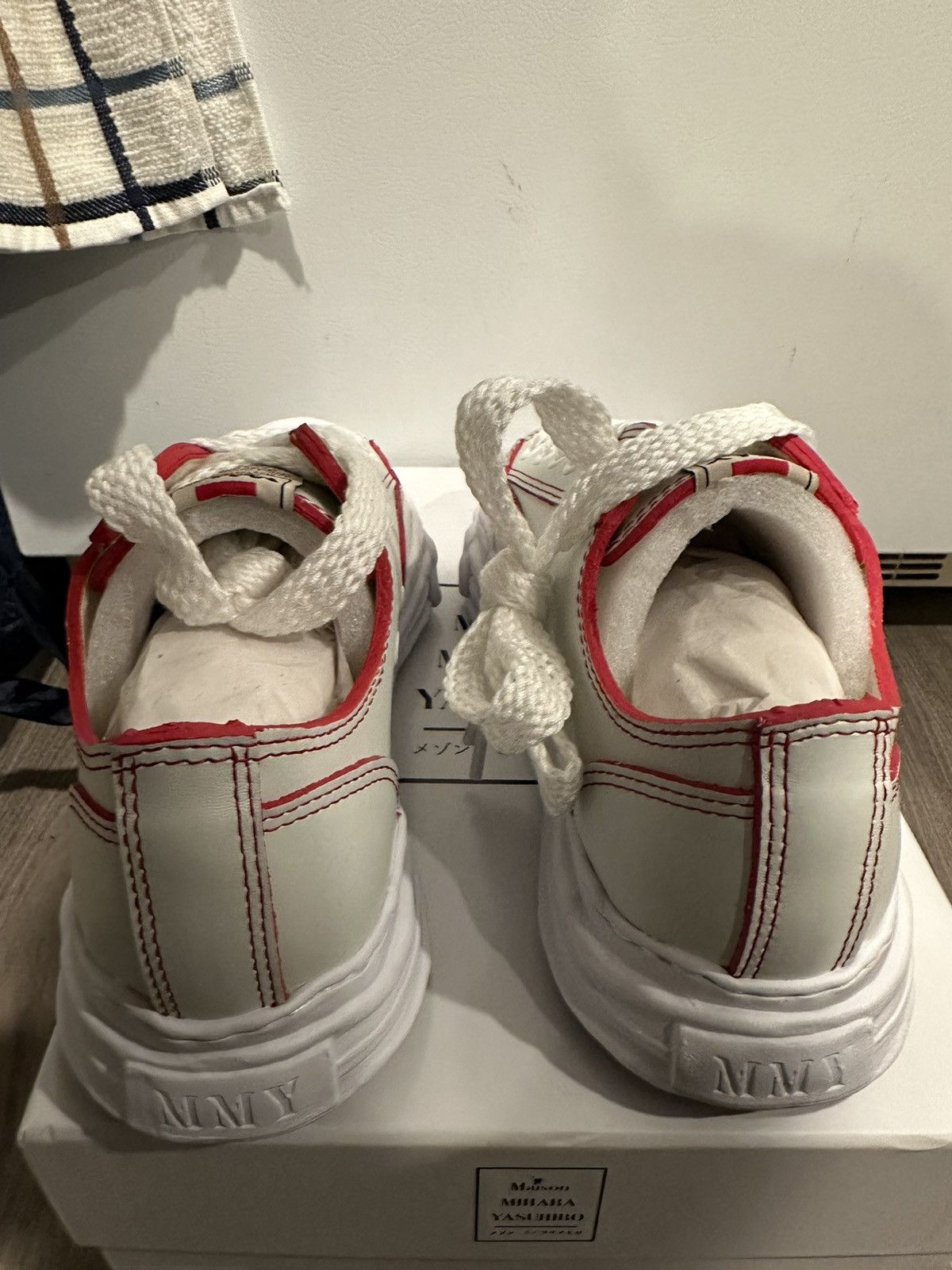Maison MIHARA YASUHIRO Mihara yasuhiro leather hank white red line size 42 Size US 9 / EU 42 - 4 Thumbnail